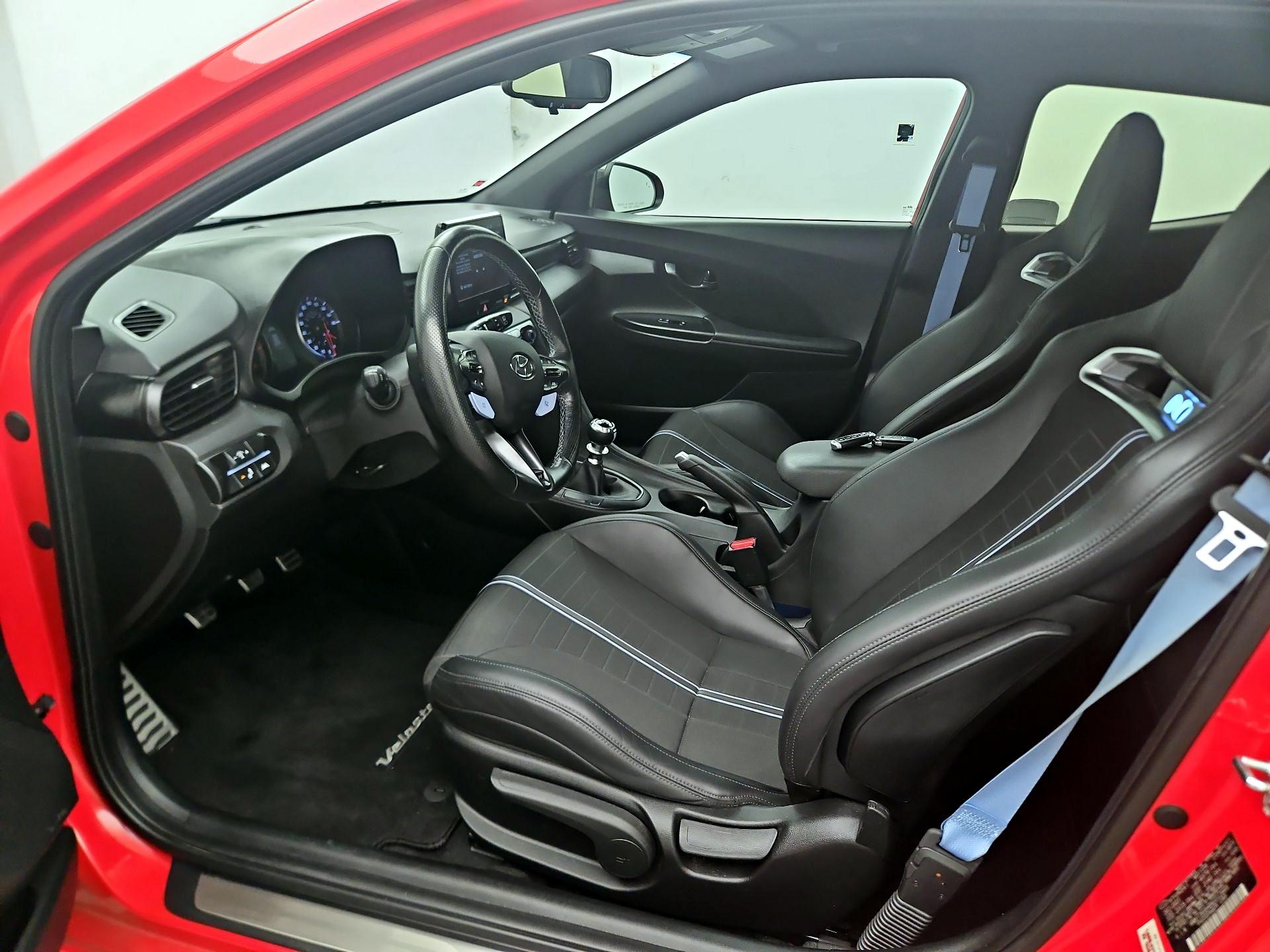 Thumbnail: 2022 Hyundai Veloster - 11