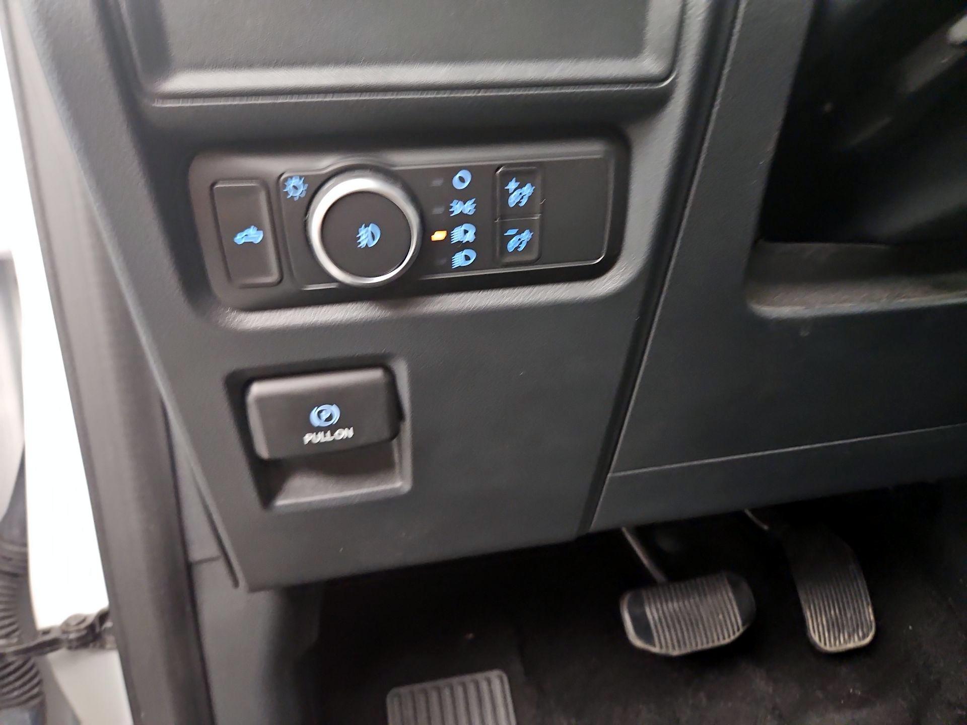 Thumbnail: 2022 Ford F-150 - 13