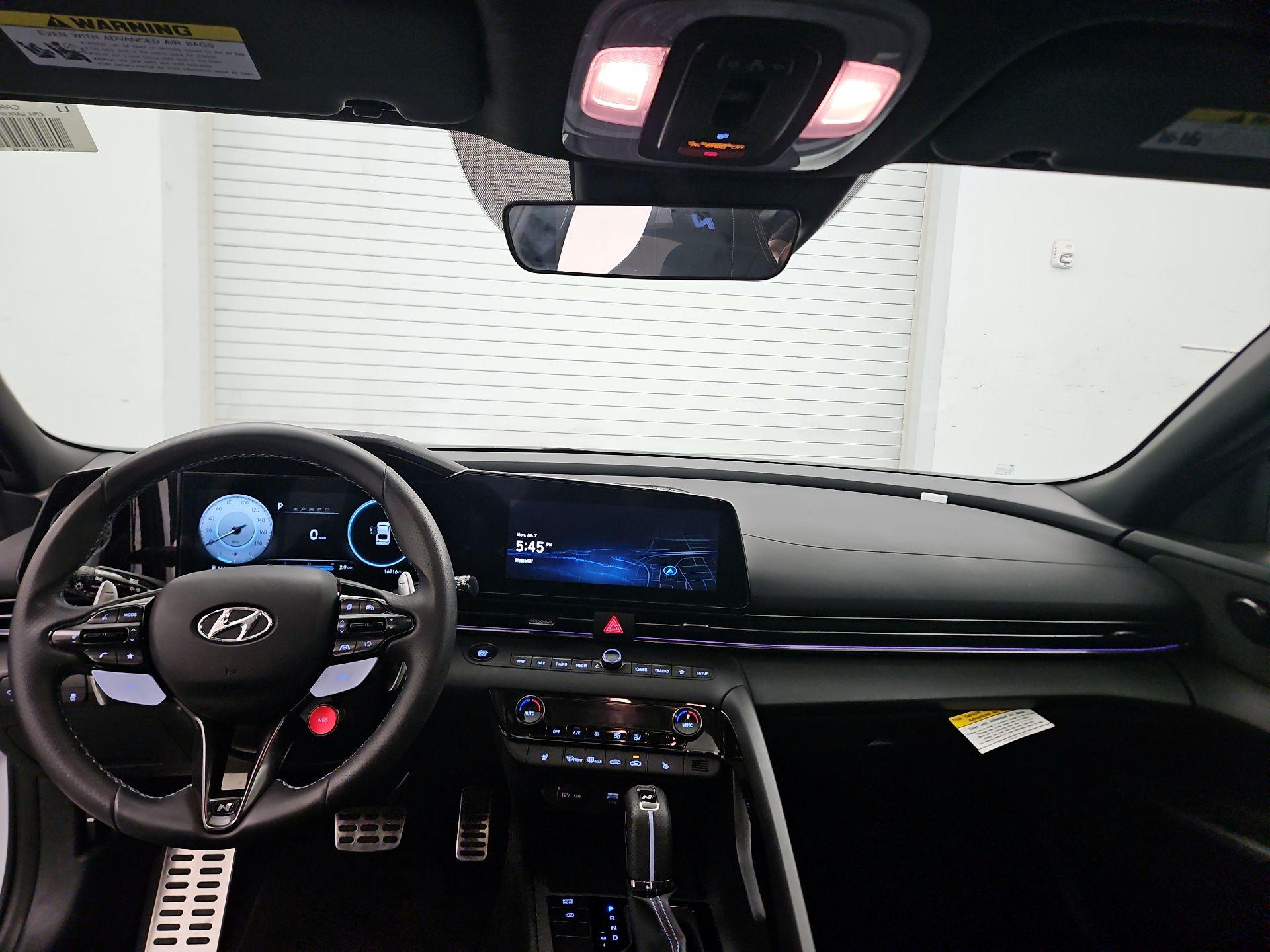 Thumbnail: 2023 Hyundai Elantra - 9