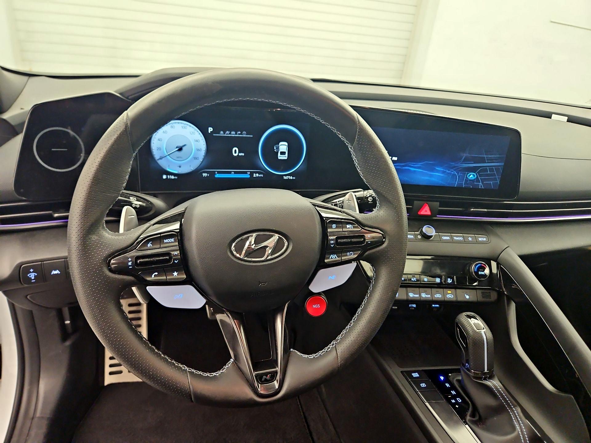 Thumbnail: 2023 Hyundai Elantra - 10