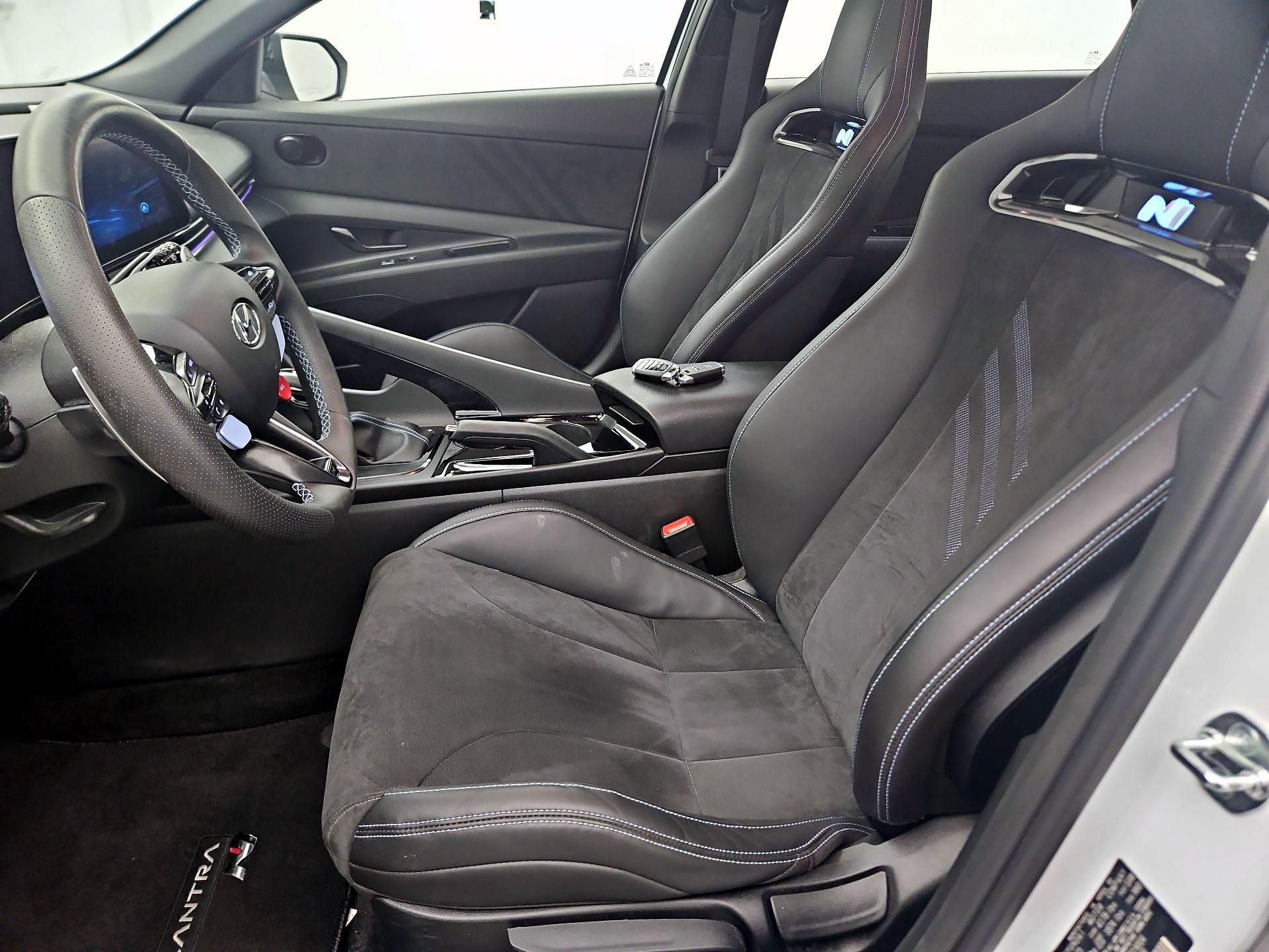 Thumbnail: 2023 Hyundai Elantra - 11