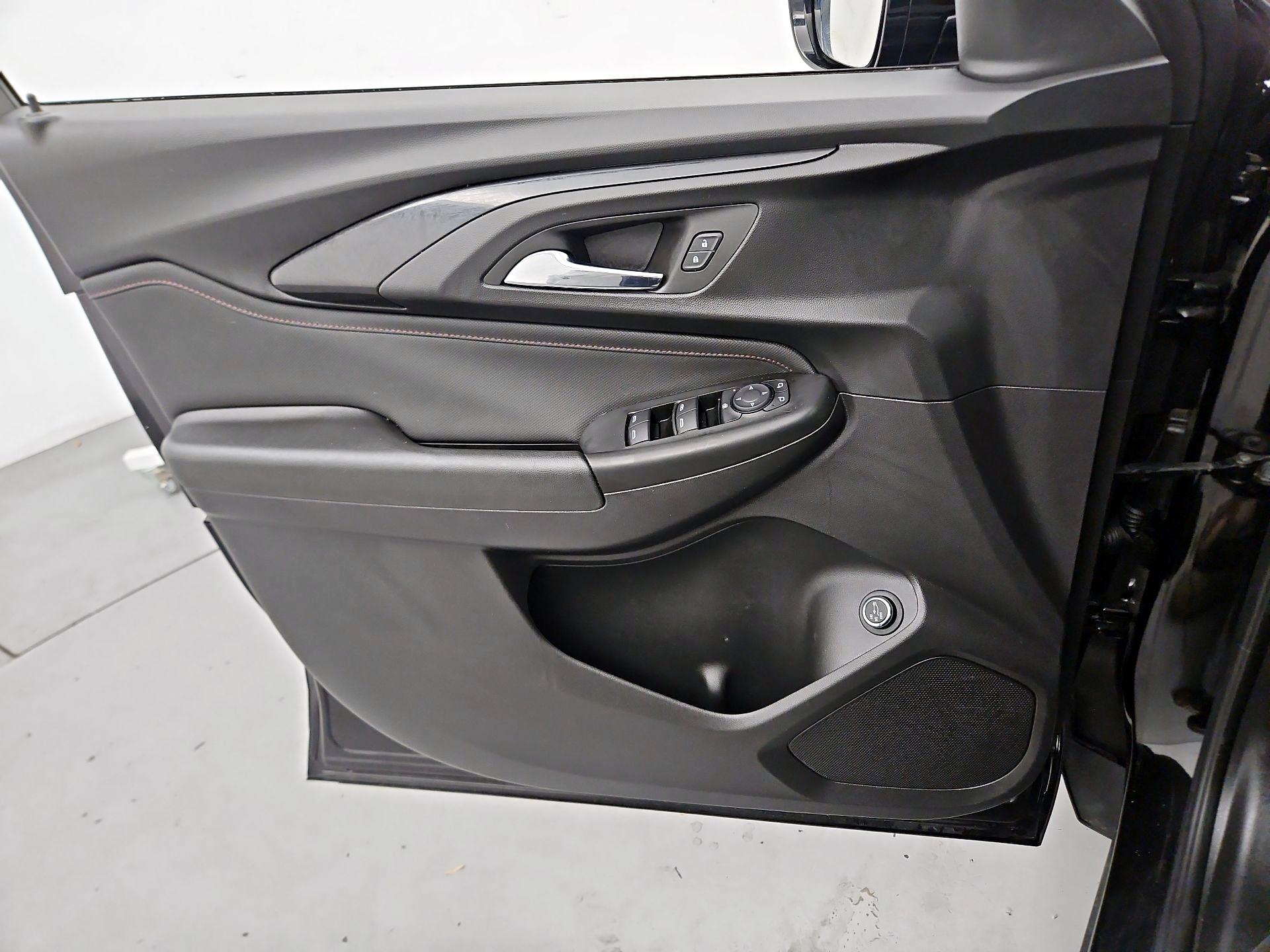 Thumbnail: 2022 Chevrolet TrailBlazer - 12