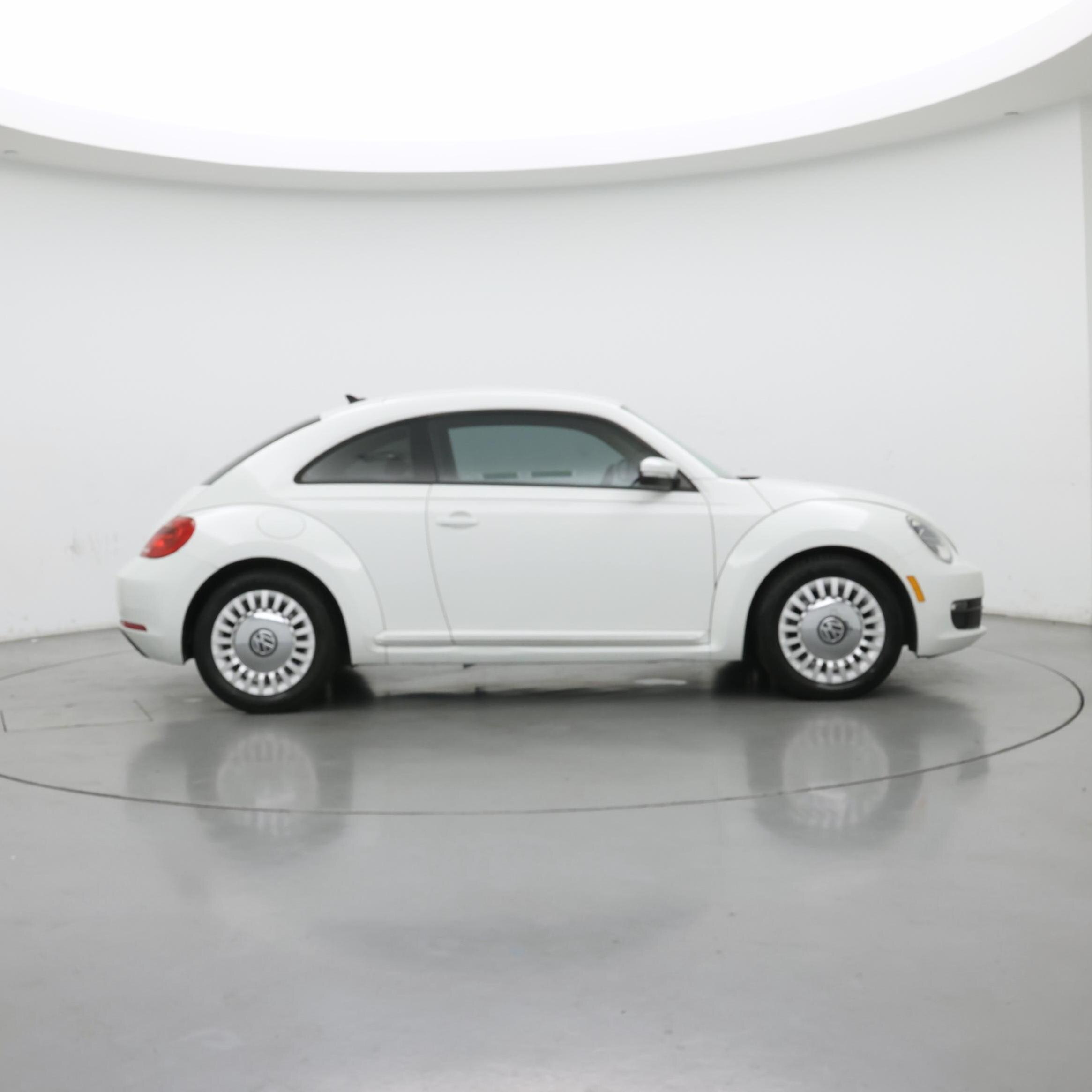Thumbnail: 2014 Volkswagen Beetle - 7