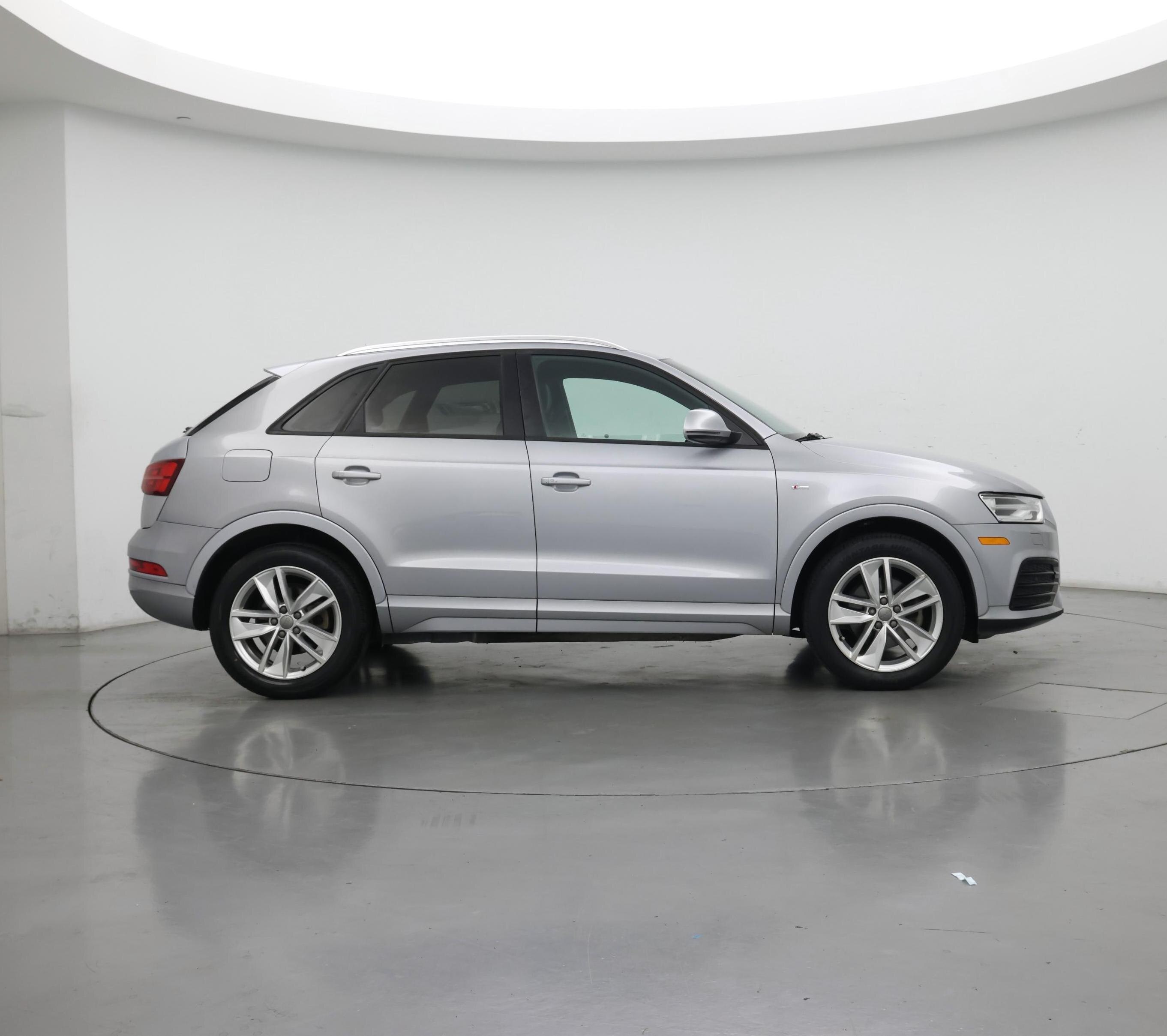 Thumbnail: 2018 Audi Q3 - 7