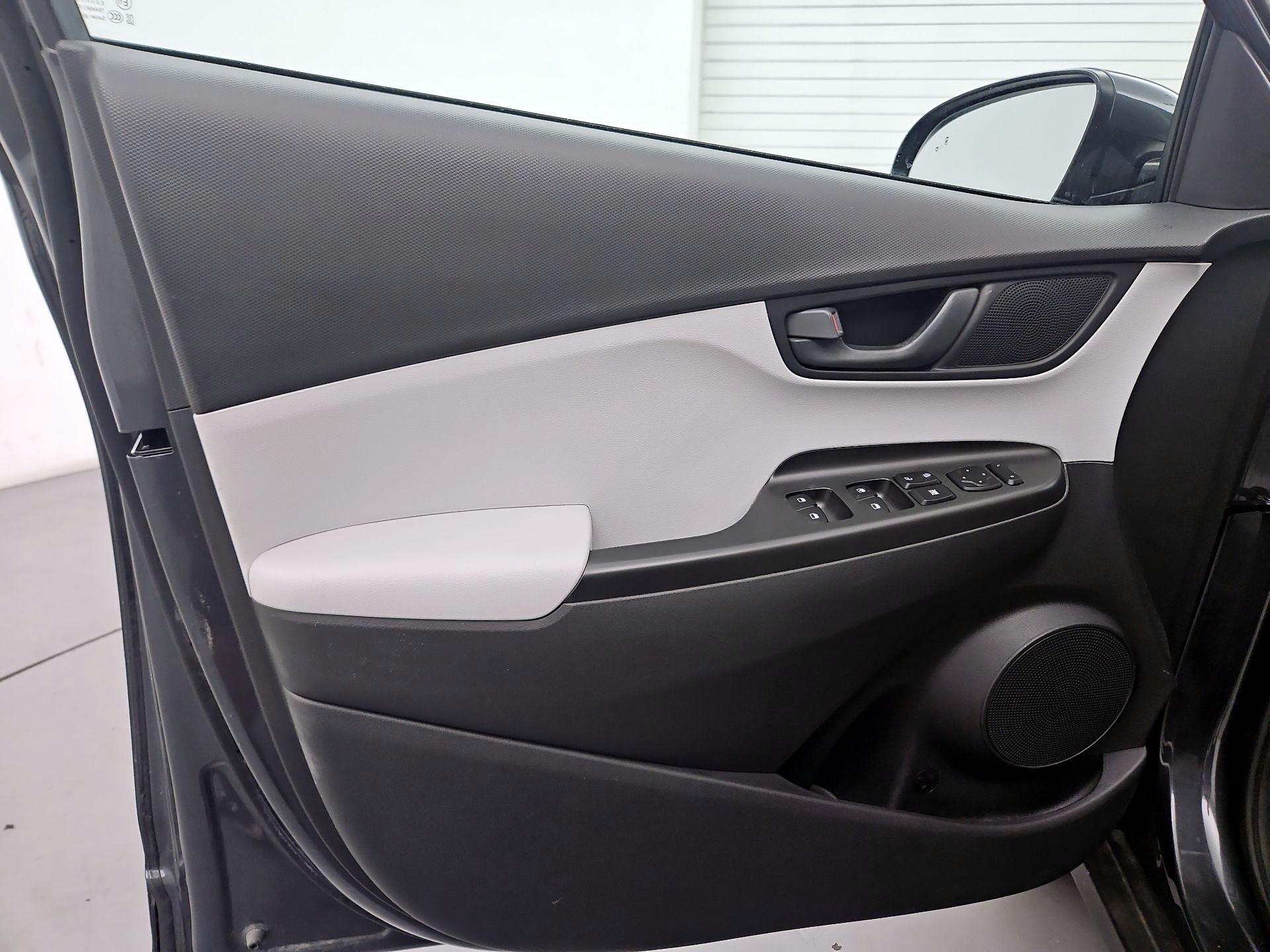 Thumbnail: 2022 Hyundai Kona - 12