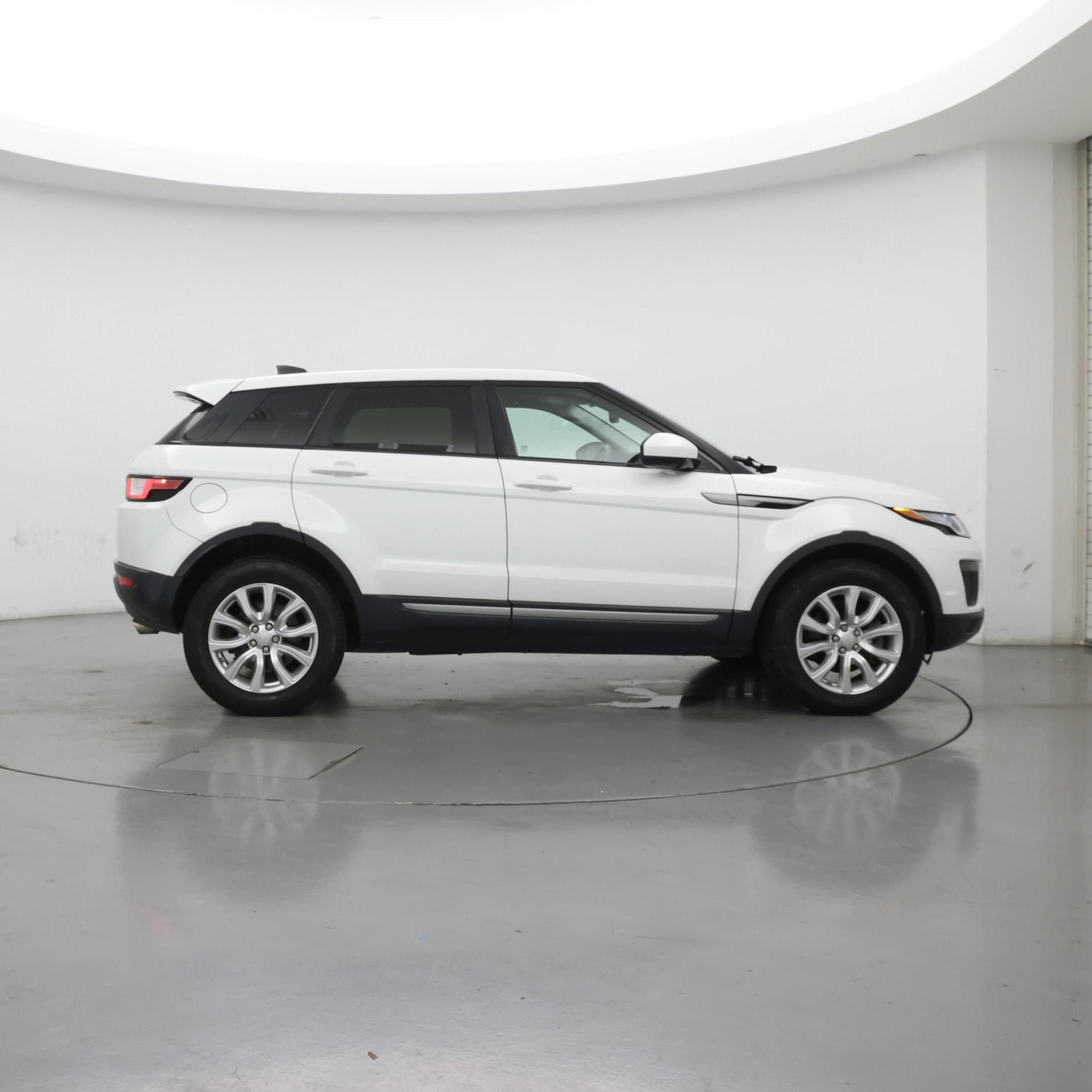 Thumbnail: 2018 Land Rover Range Rover Evoque - 7