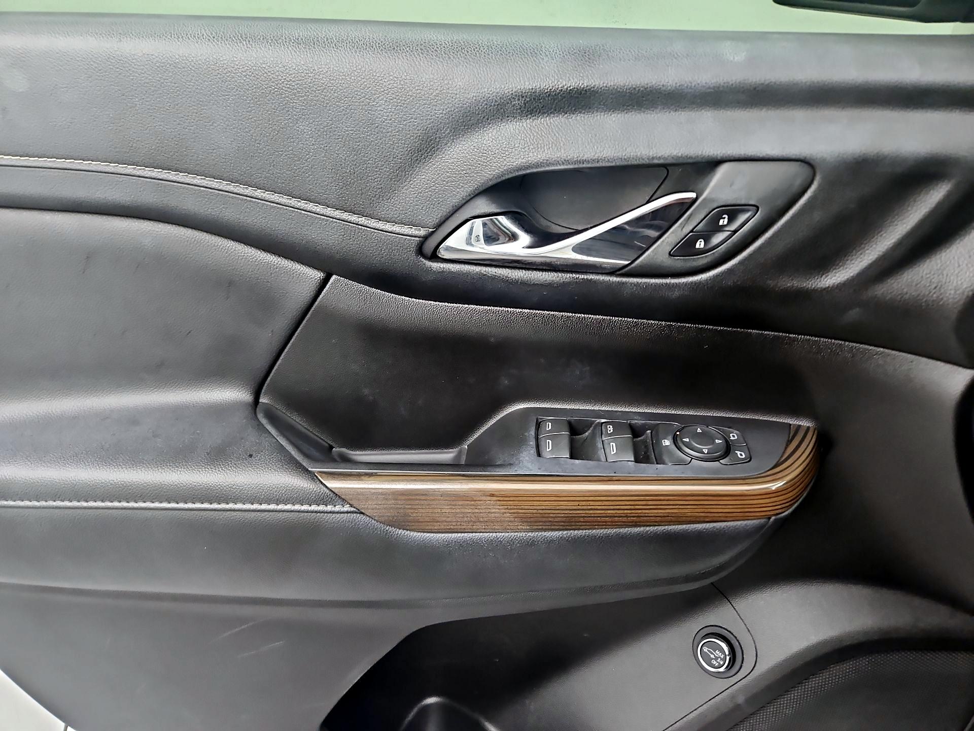 Thumbnail: 2023 GMC Acadia - 12