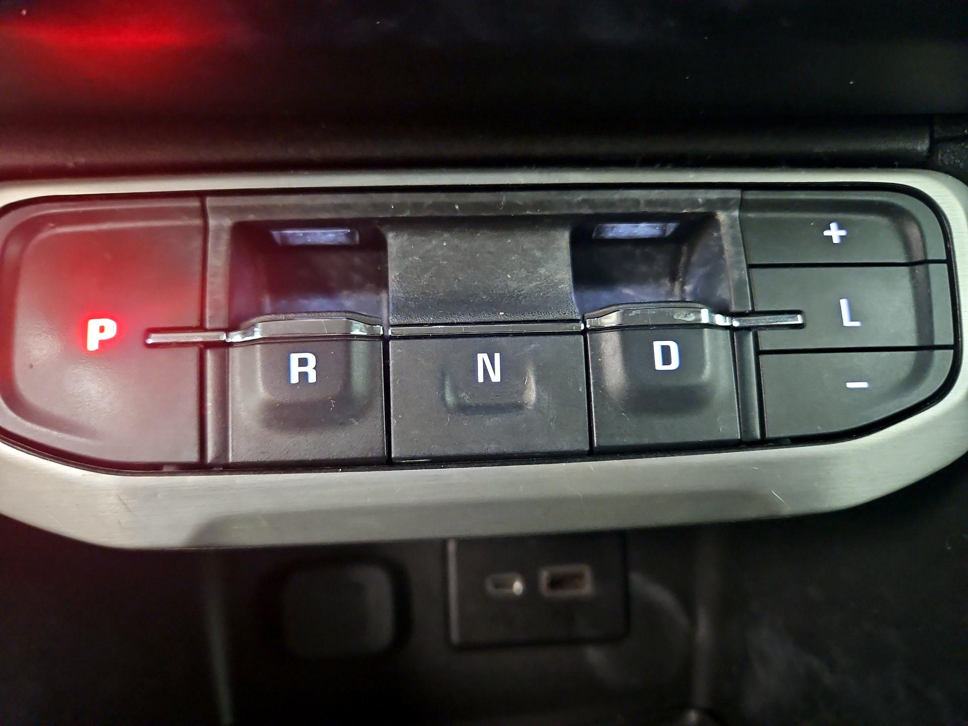 Thumbnail: 2023 GMC Acadia - 17