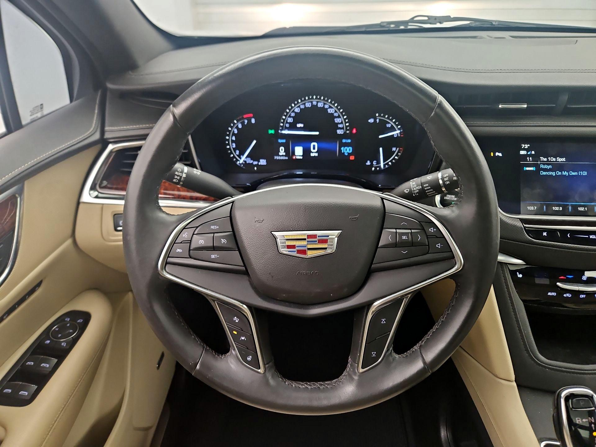 Thumbnail: 2018 Cadillac XT5 - 10