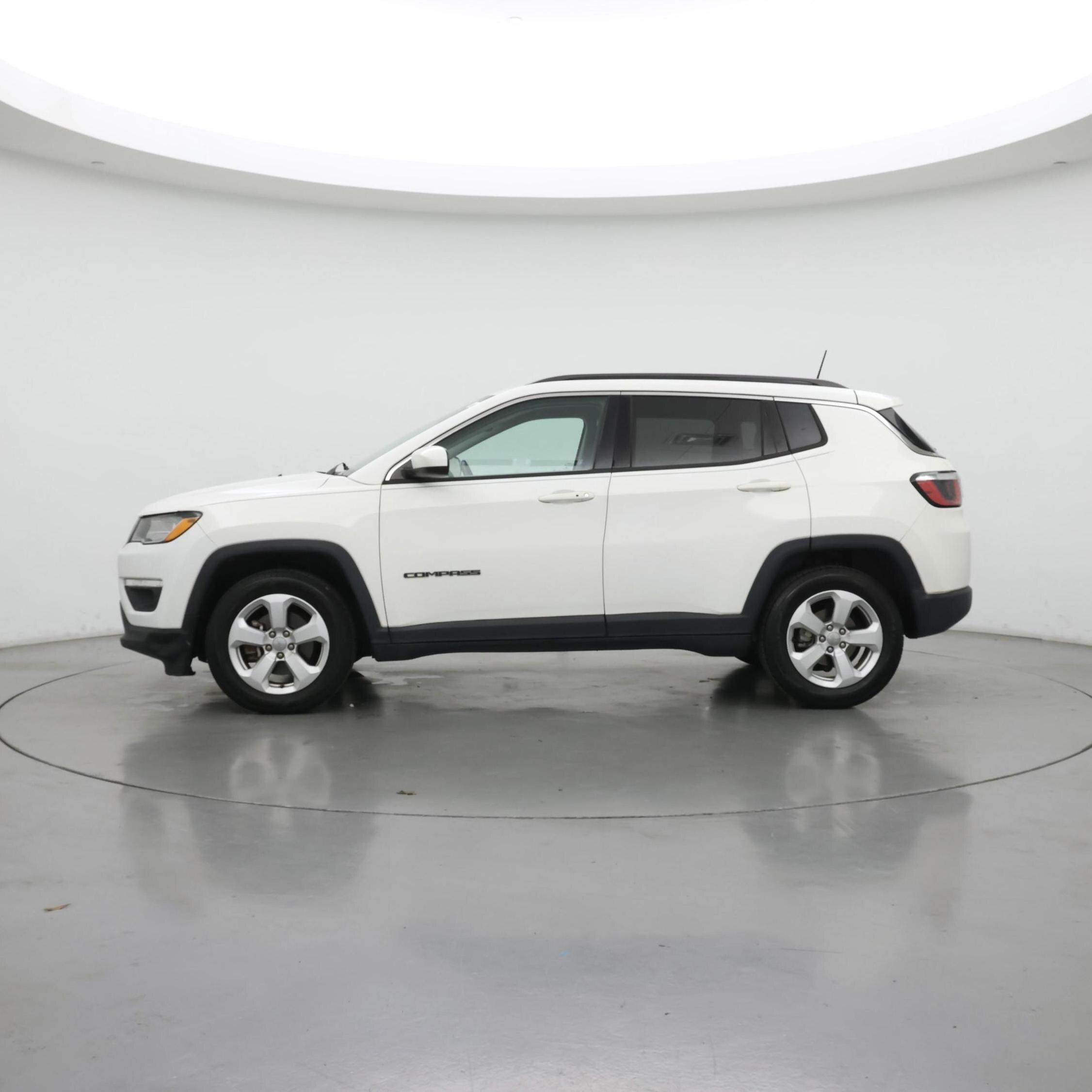 Thumbnail: 2017 Jeep Compass - 3