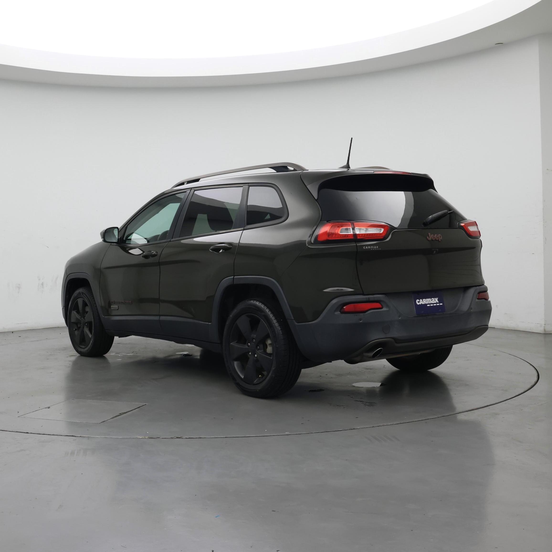 Thumbnail: 2016 Jeep Cherokee - 2