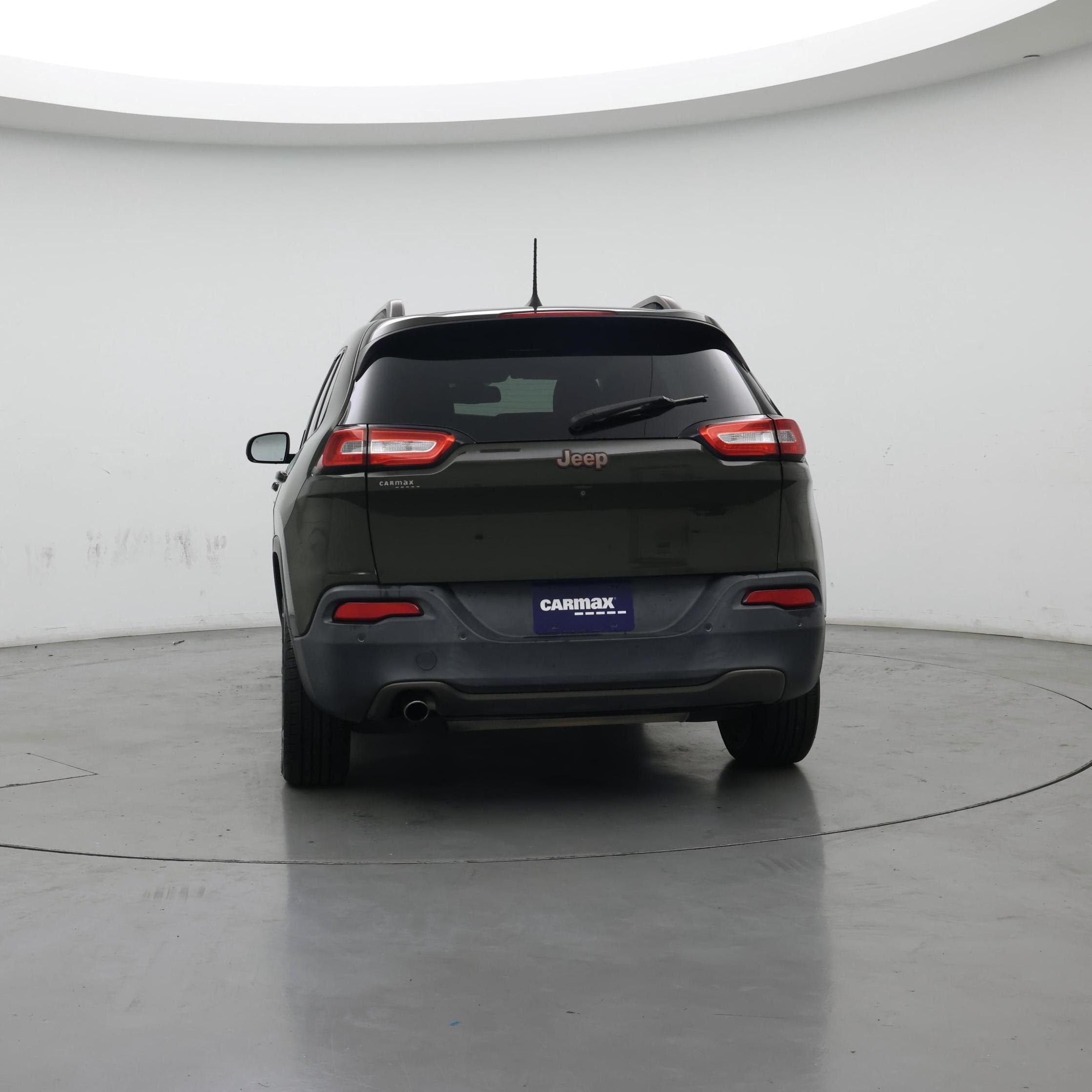 Thumbnail: 2016 Jeep Cherokee - 6