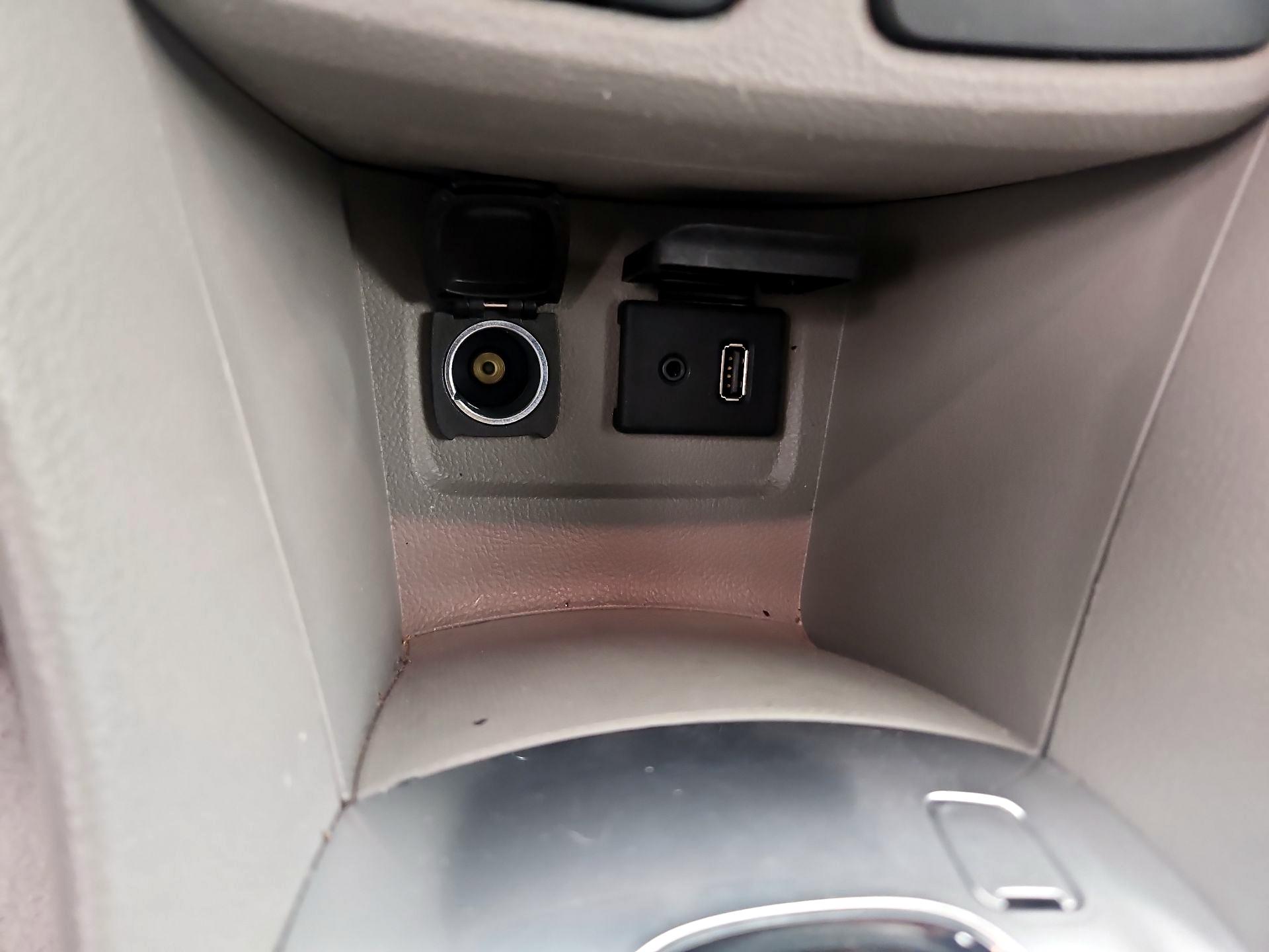 Thumbnail: 2014 Buick Encore - 17