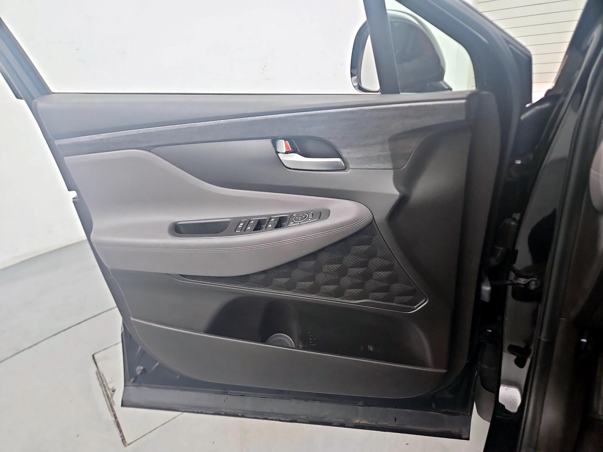 Thumbnail: 2019 Hyundai Santa Fe - 12