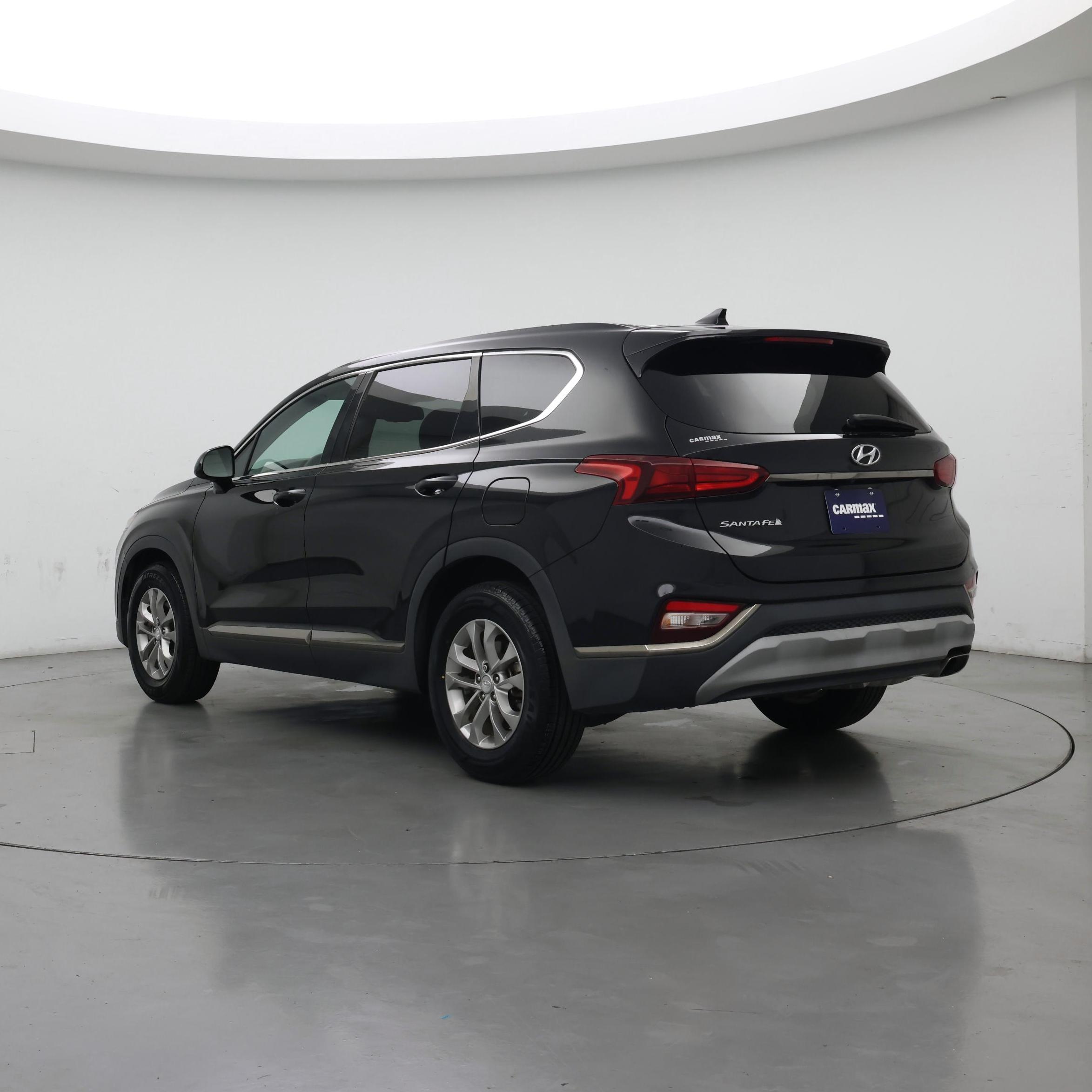 Thumbnail: 2019 Hyundai Santa Fe - 2