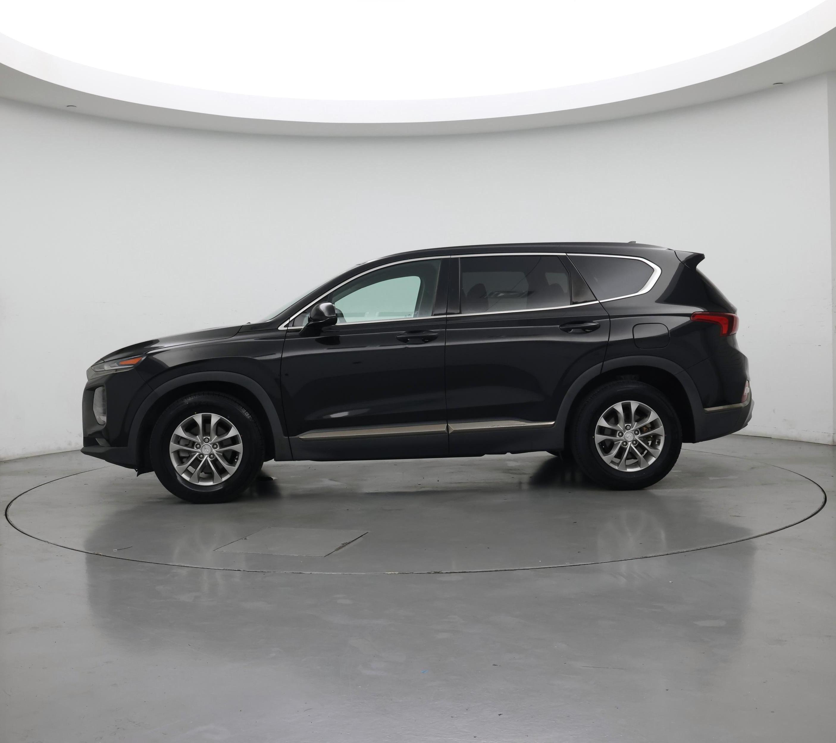 Thumbnail: 2019 Hyundai Santa Fe - 3