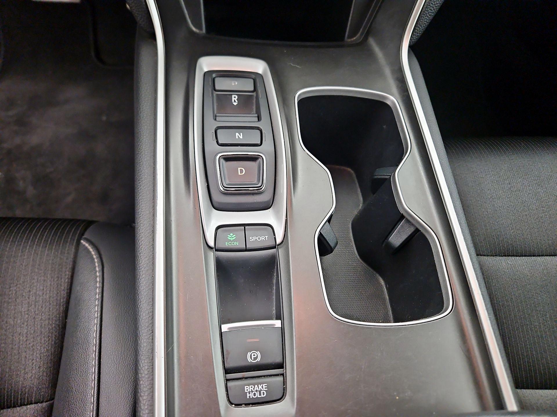 Thumbnail: 2019 Honda Accord - 15