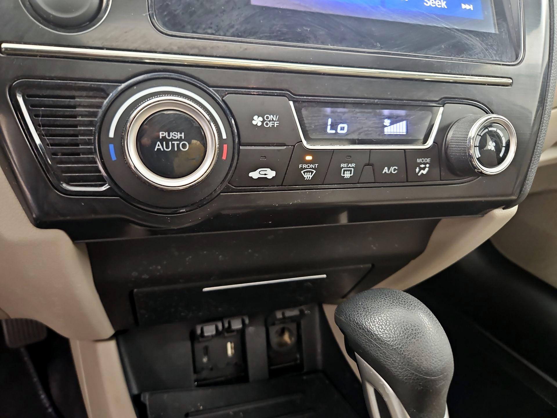 Thumbnail: 2014 Honda Civic - 15
