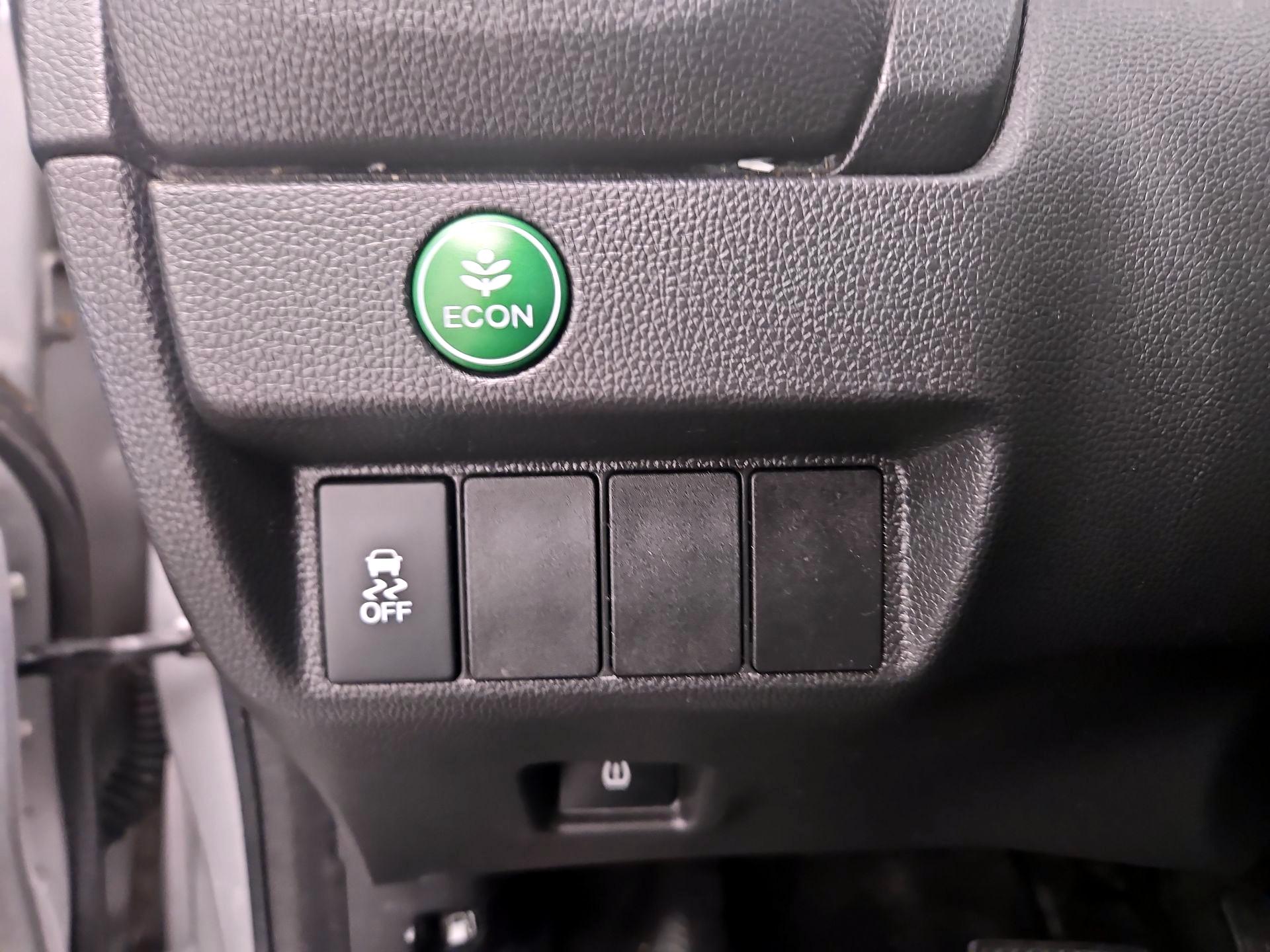 Thumbnail: 2015 Honda Fit - 13