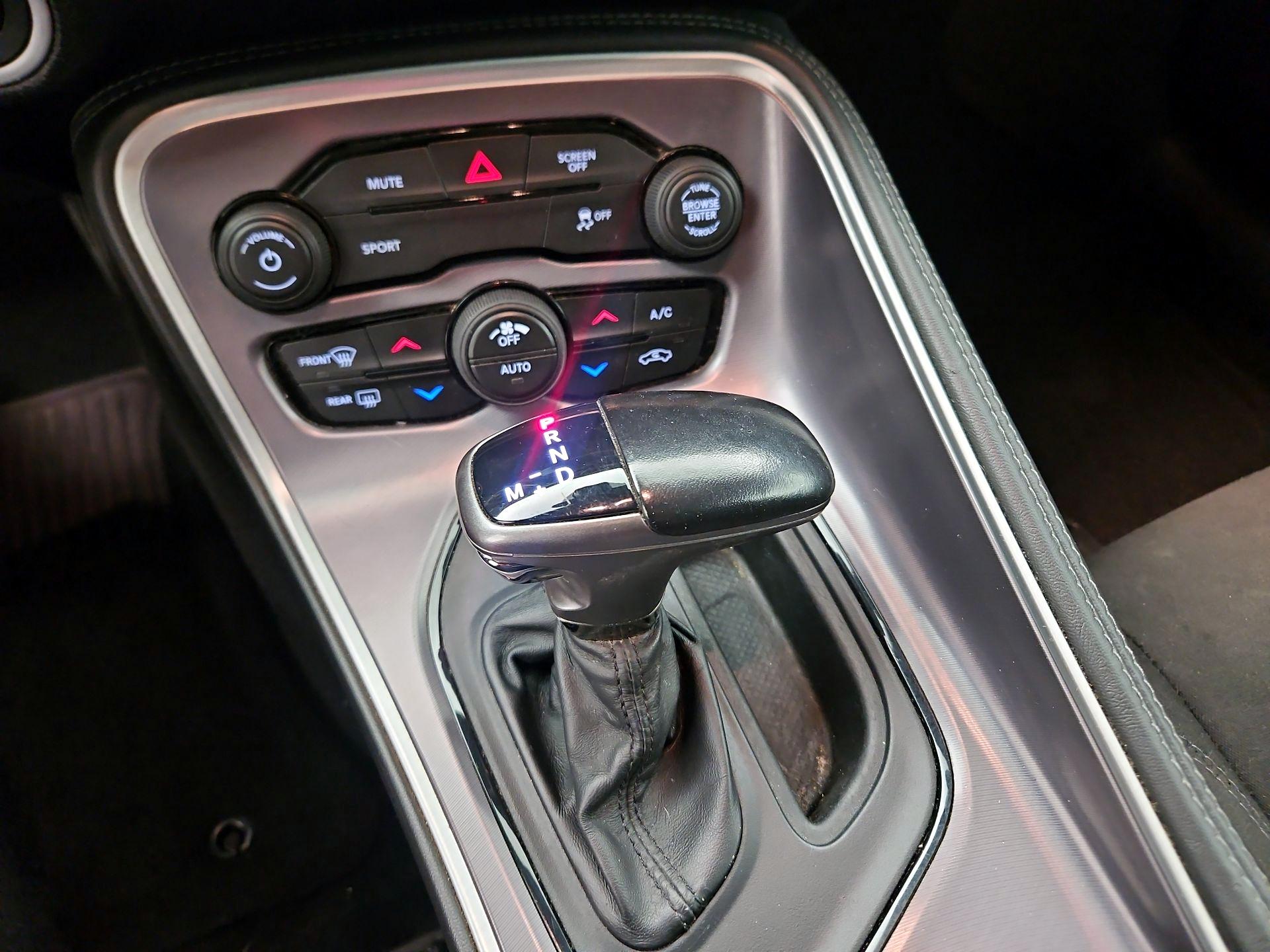 Thumbnail: 2019 Dodge Challenger - 16