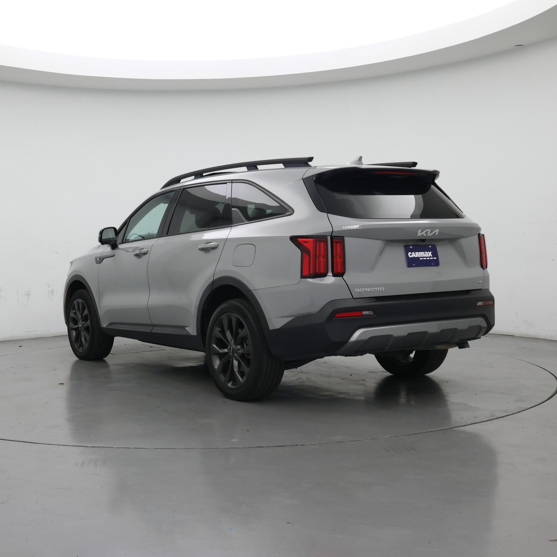 Thumbnail: 2023 Kia Sorento - 2