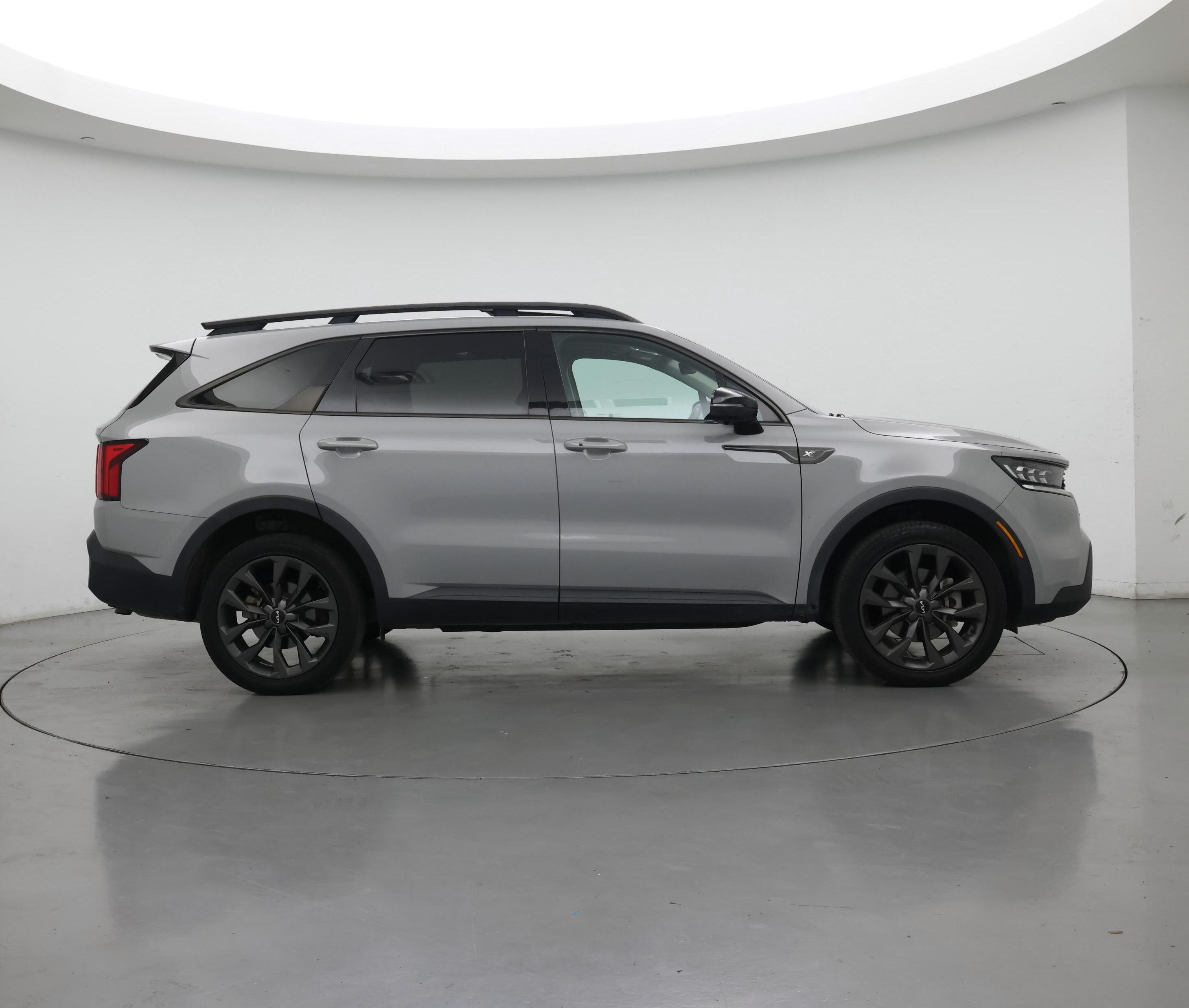 Thumbnail: 2023 Kia Sorento - 7