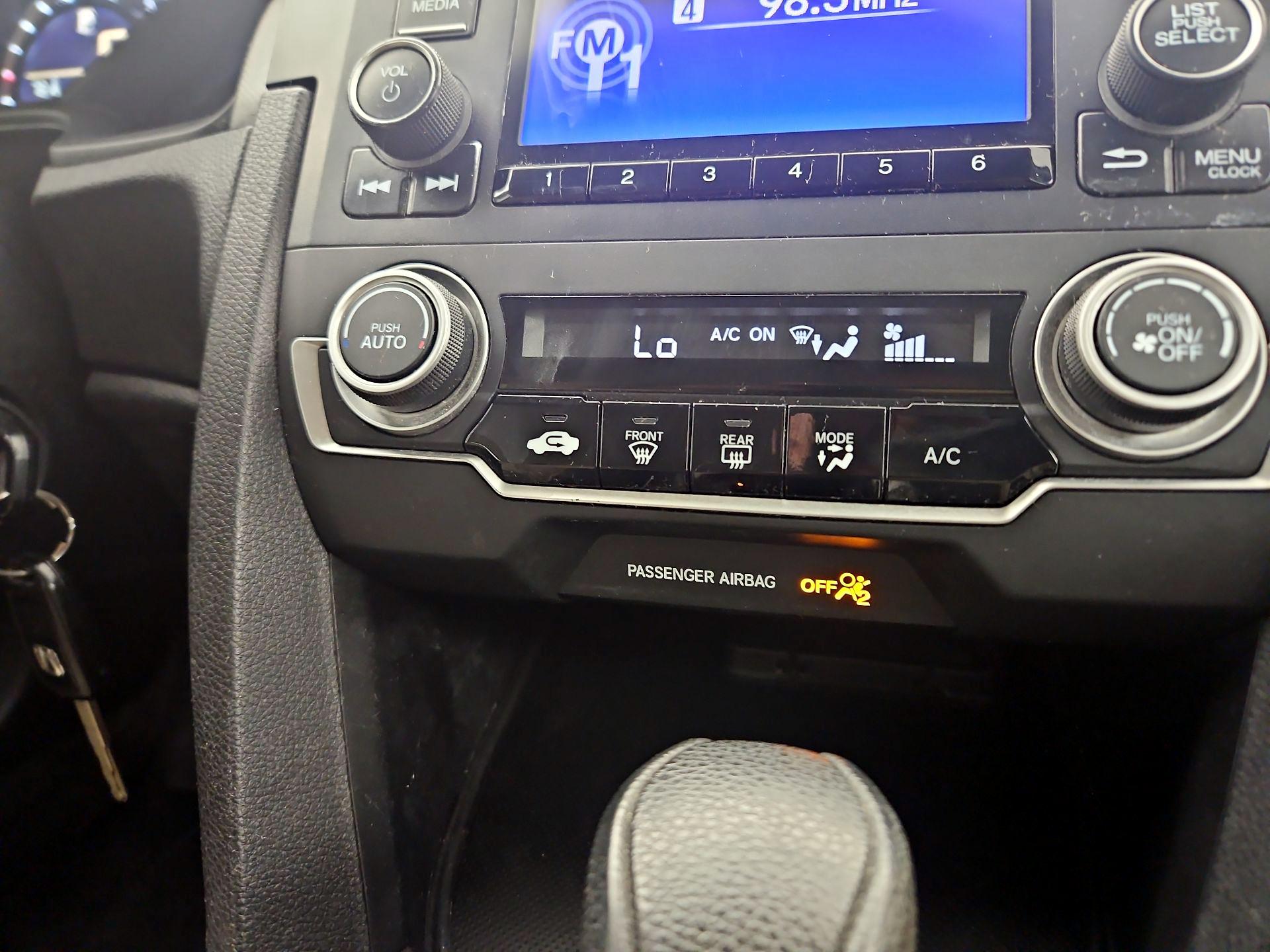 Thumbnail: 2016 Honda Civic - 14