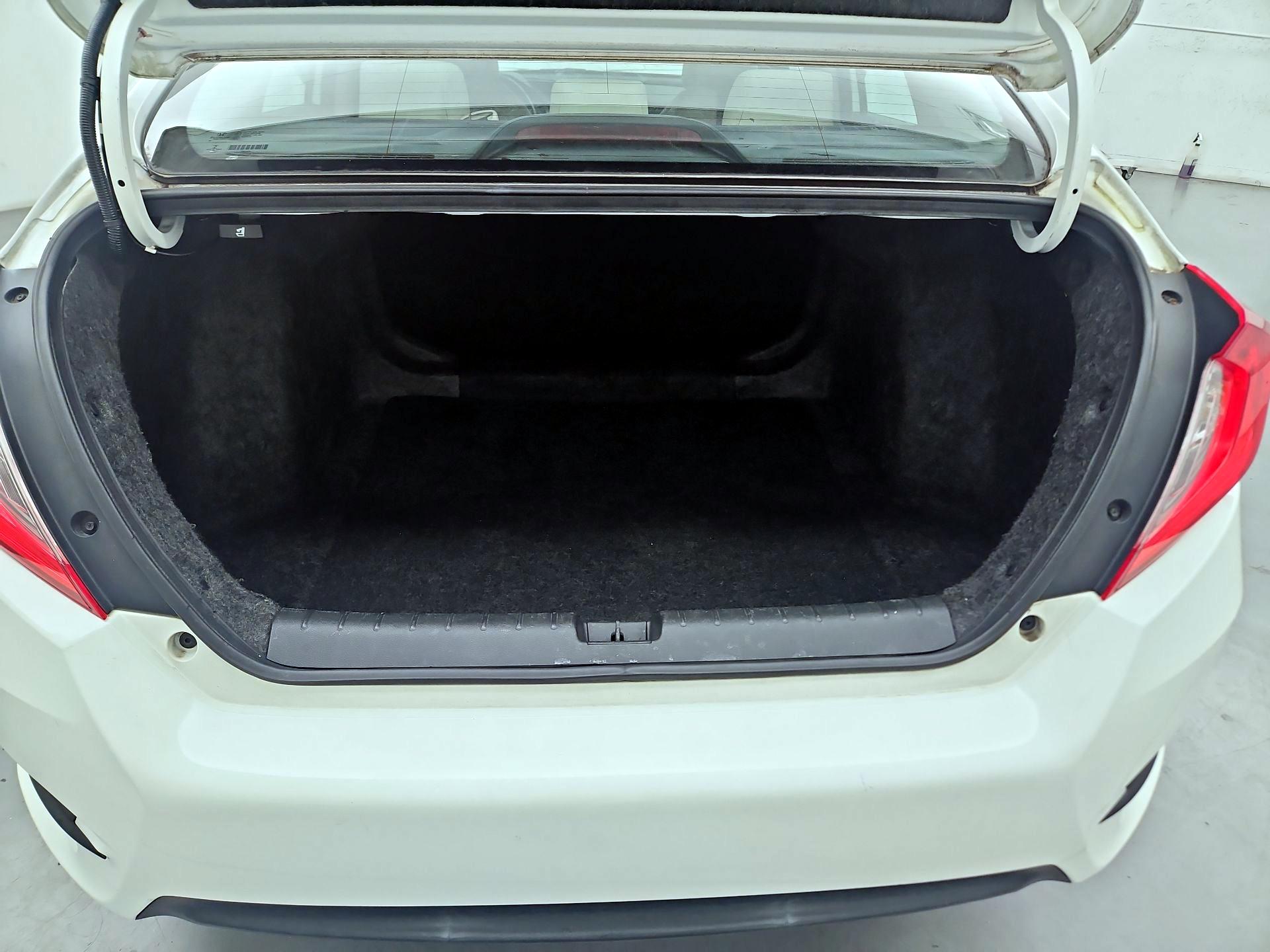 Thumbnail: 2016 Honda Civic - 16