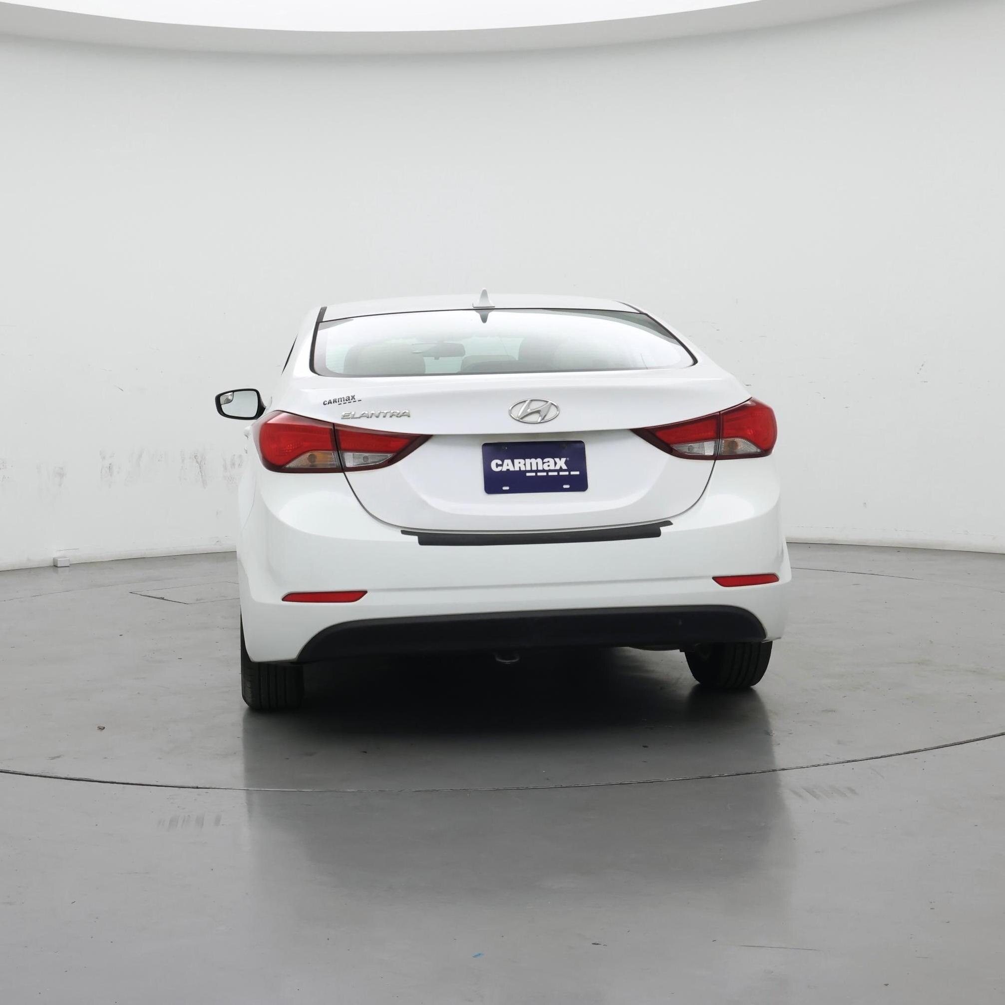 Thumbnail: 2015 Hyundai Elantra - 6