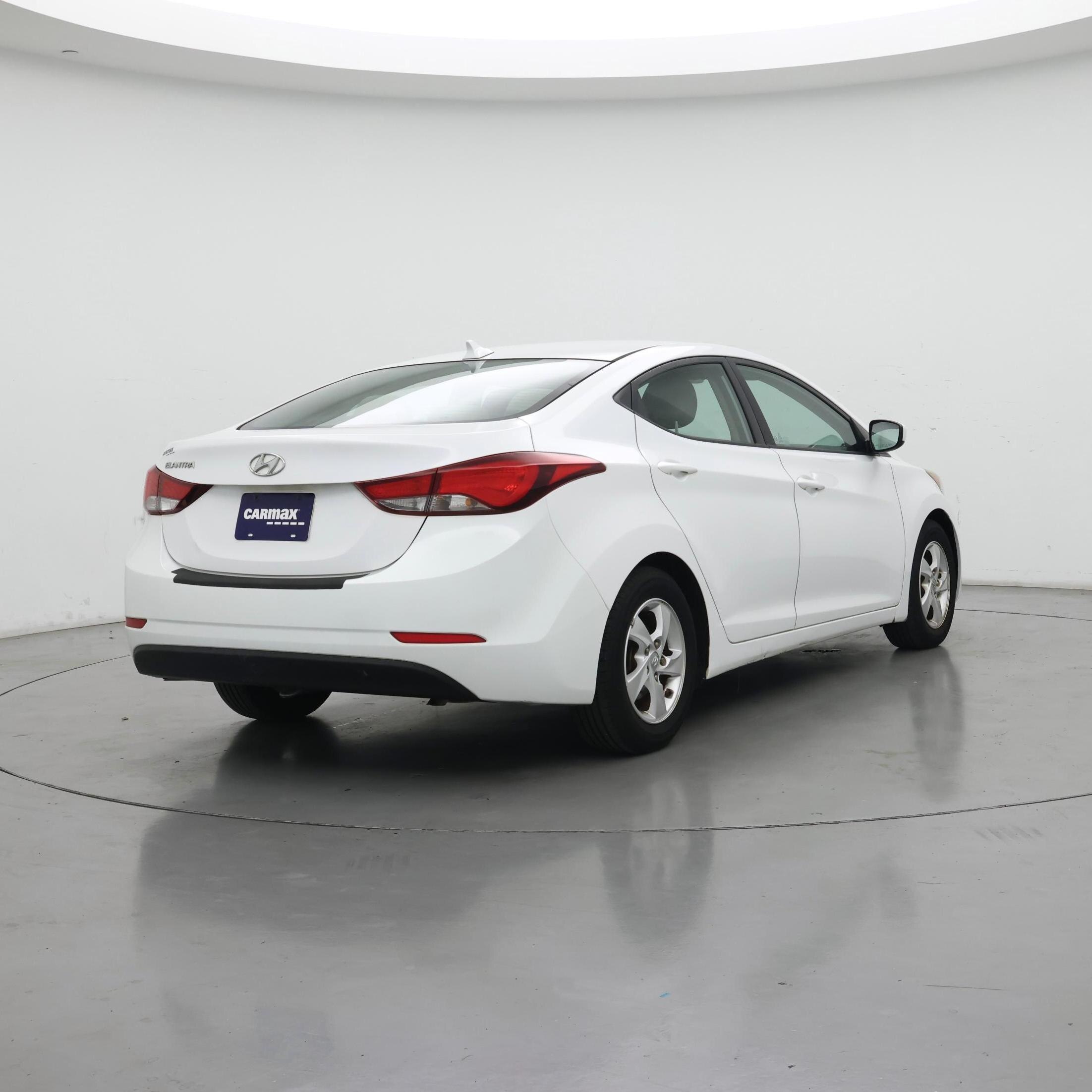 Thumbnail: 2015 Hyundai Elantra - 8