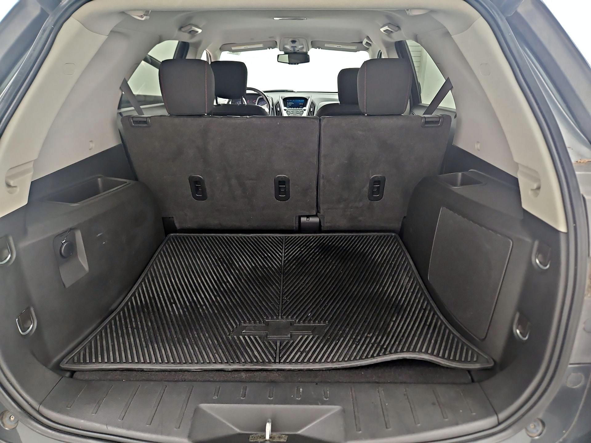 Thumbnail: 2017 Chevrolet Equinox - 18