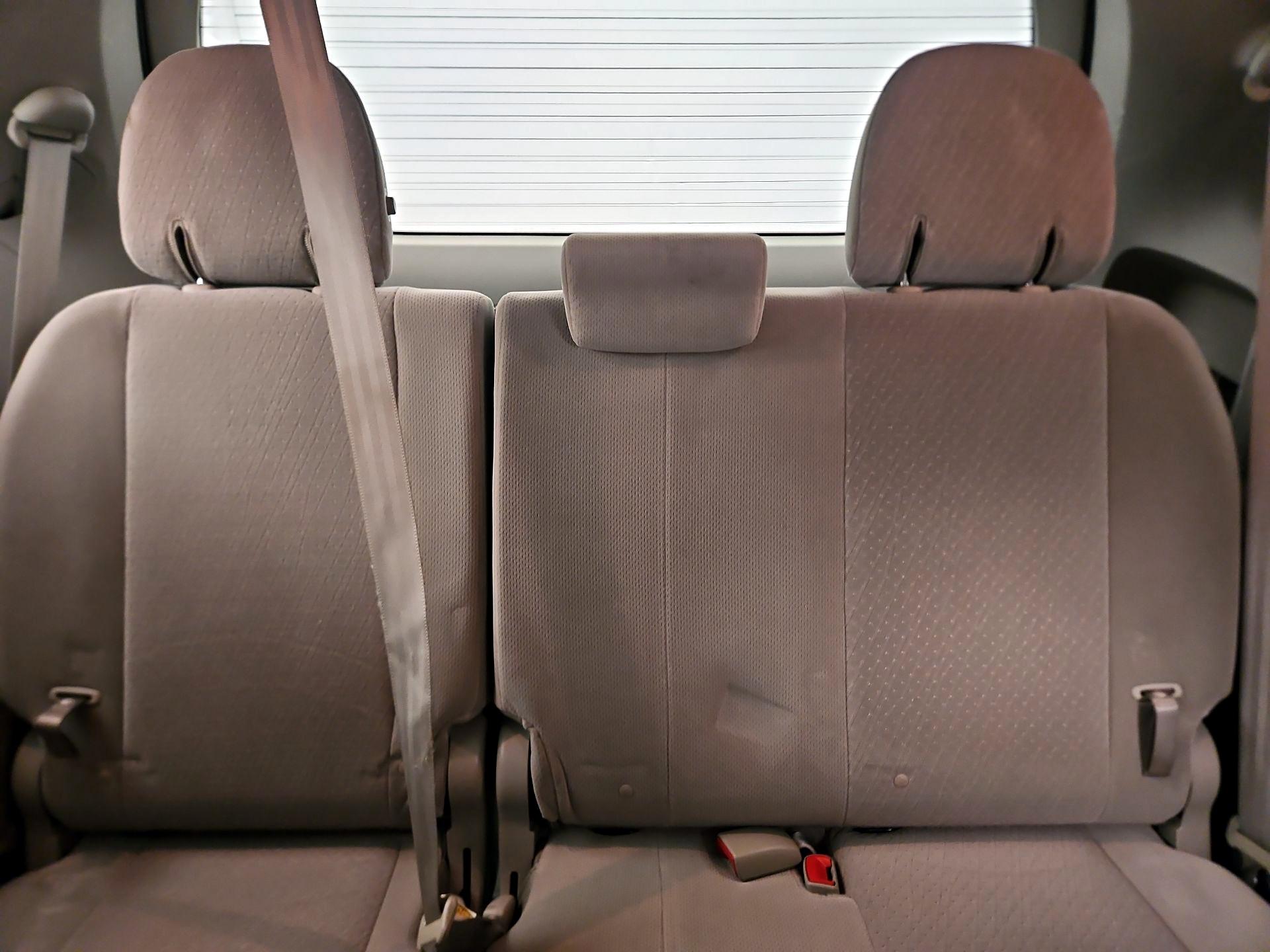 Thumbnail: 2015 Toyota Sienna - 19