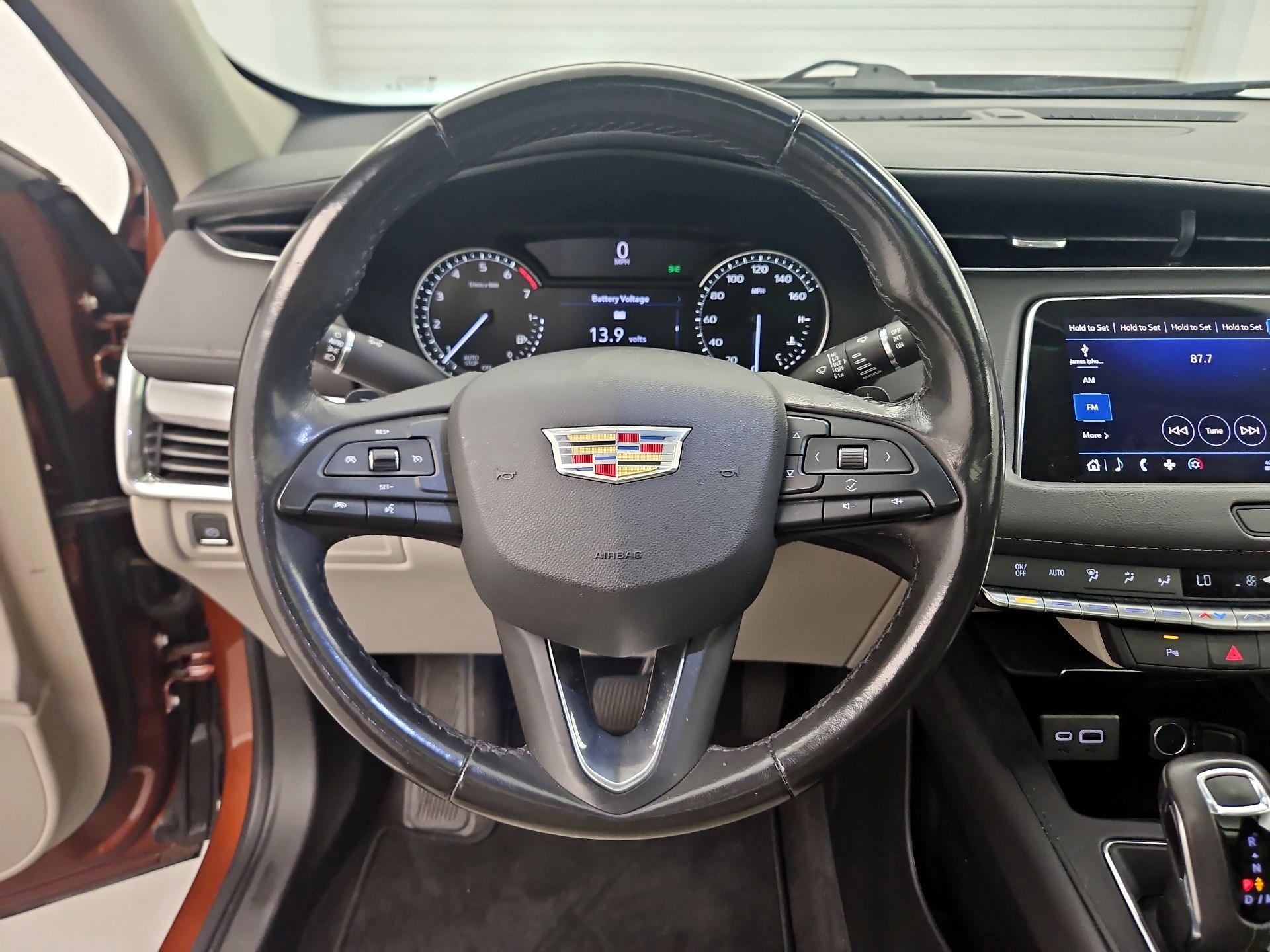 Thumbnail: 2019 Cadillac XT4 - 10