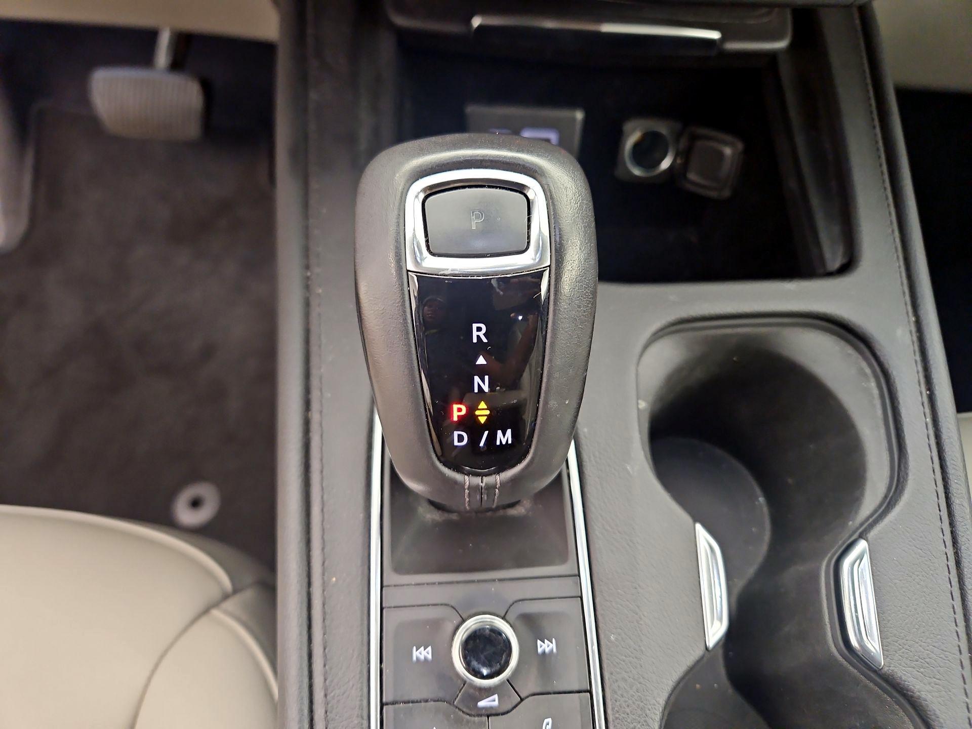 Thumbnail: 2019 Cadillac XT4 - 17