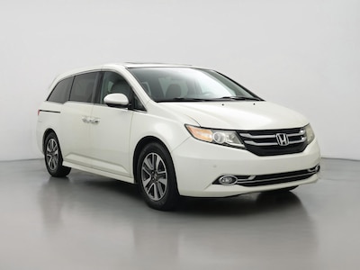 White 2015 Honda Odyssey Touring Elite