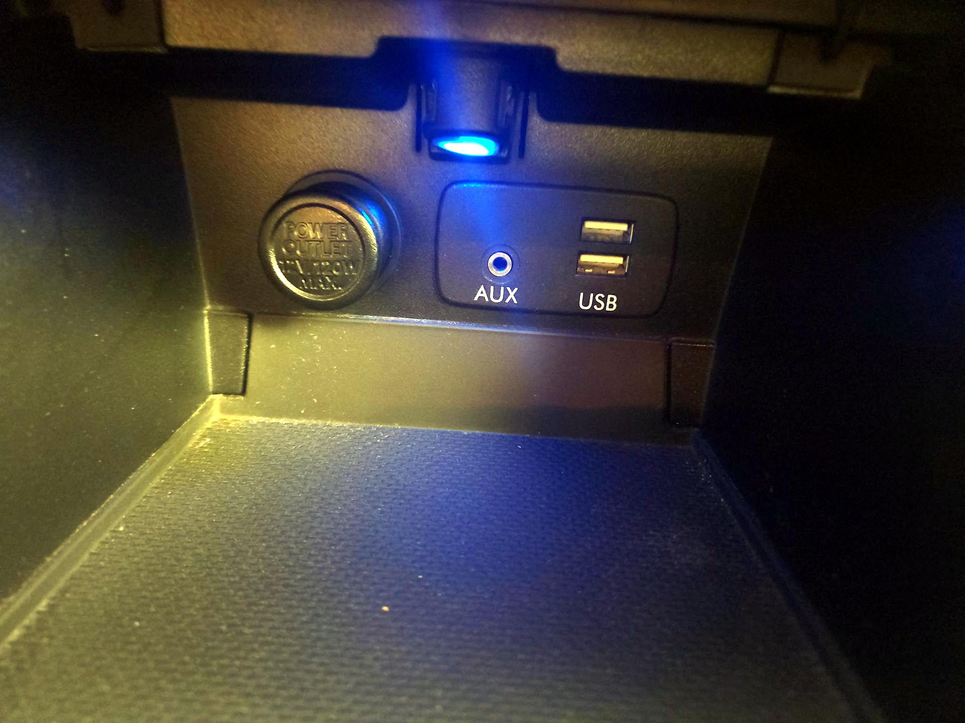 Thumbnail: 2015 Subaru Outback - 18