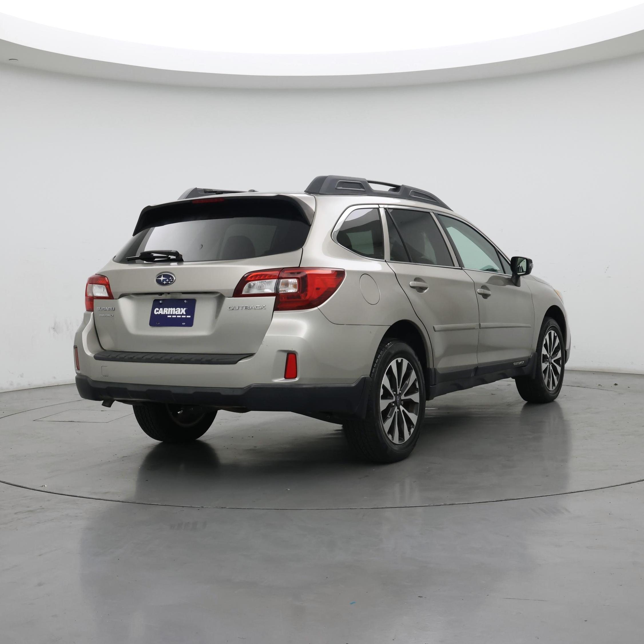 Thumbnail: 2015 Subaru Outback - 8