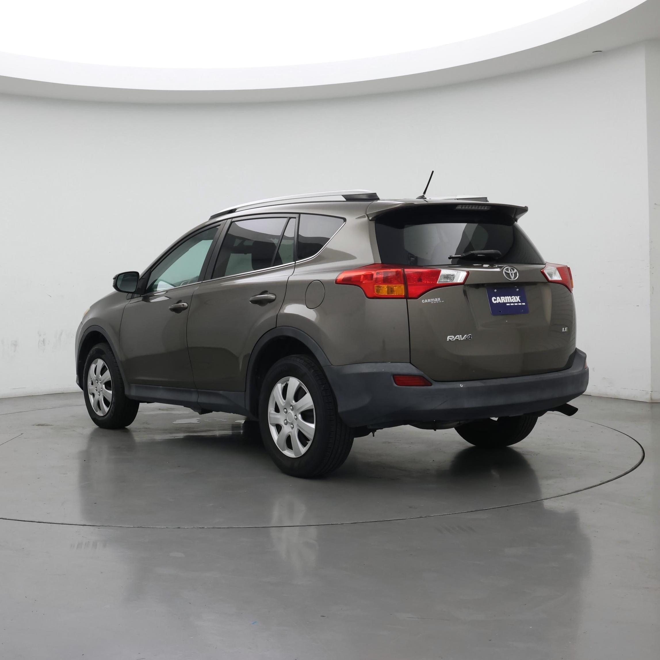 Thumbnail: 2015 Toyota RAV4 - 2