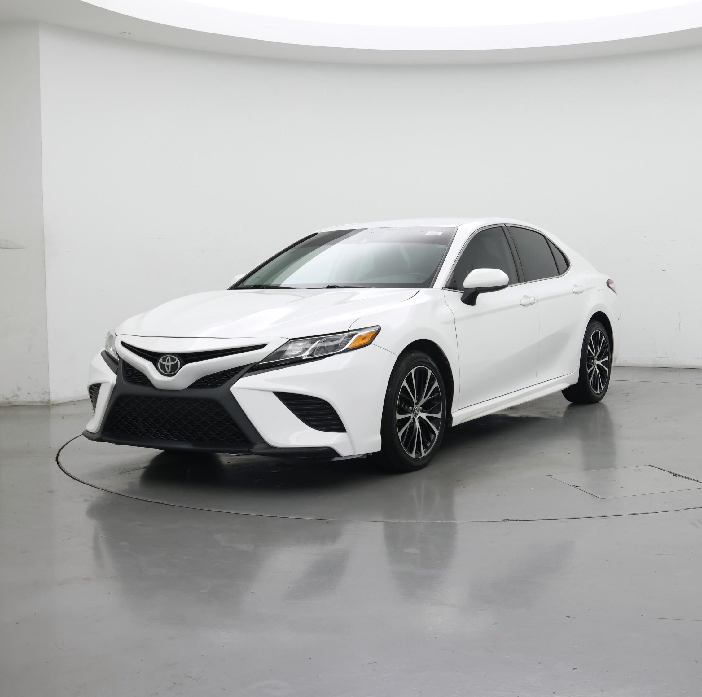 Thumbnail: 2020 Toyota Camry - 4