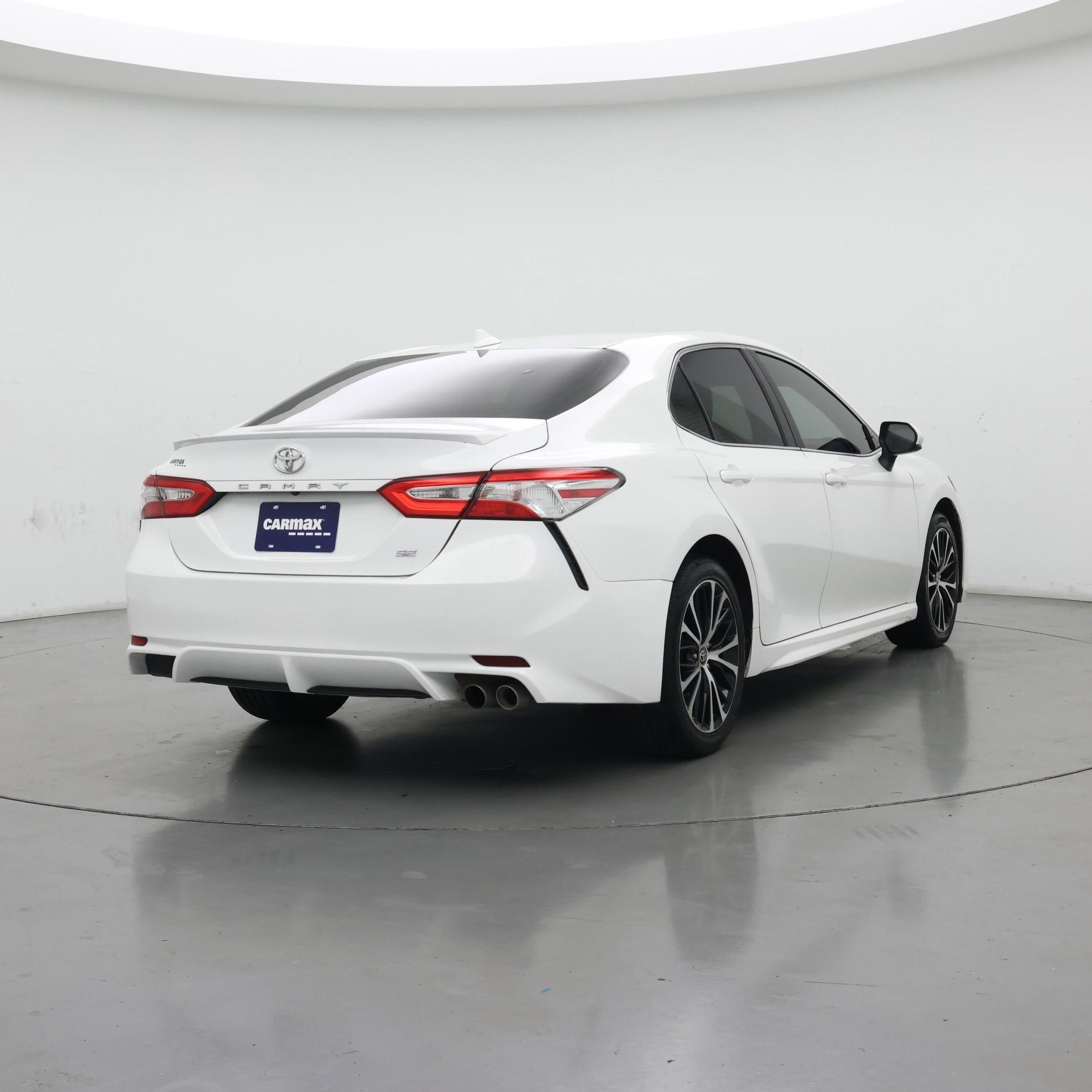 Thumbnail: 2020 Toyota Camry - 8