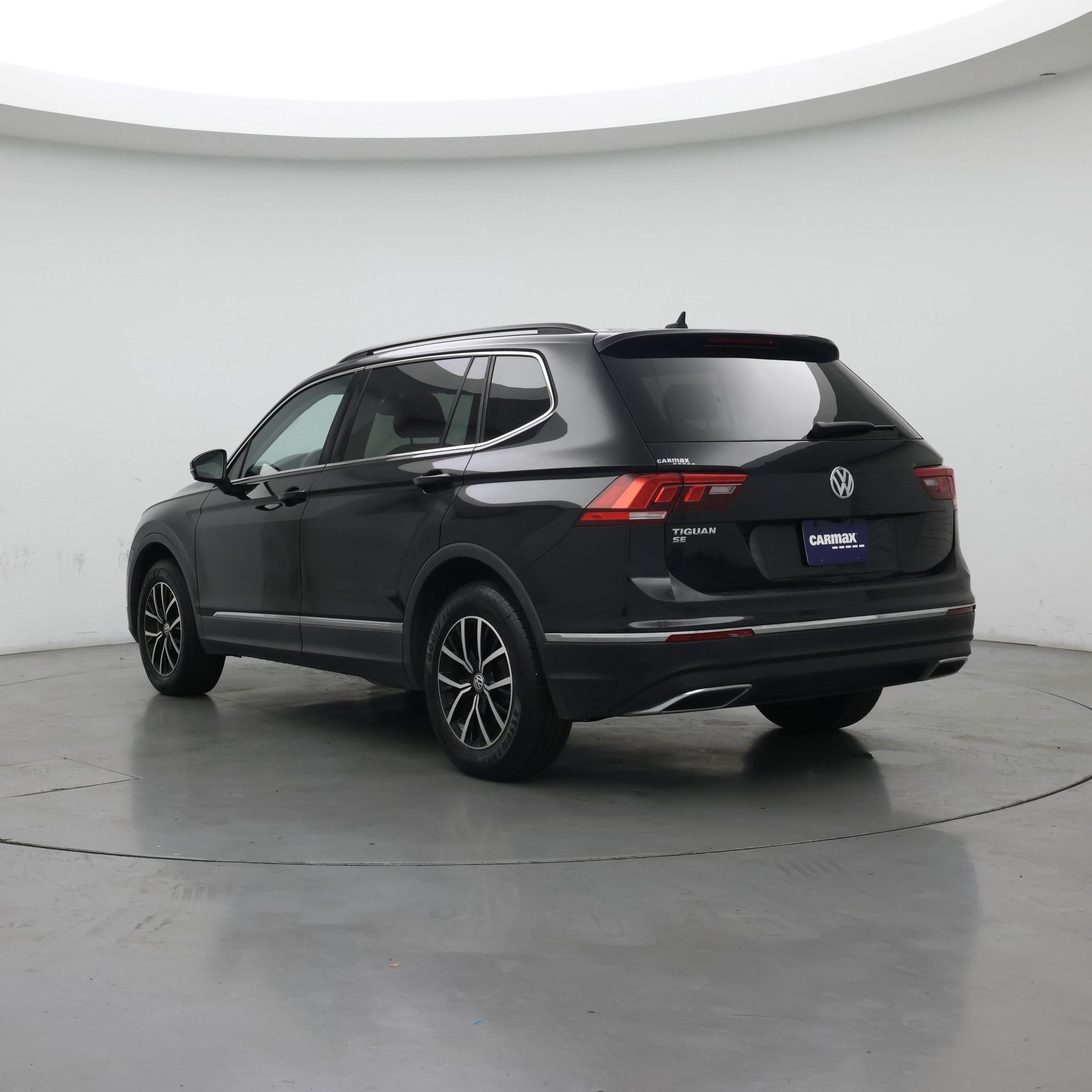 Thumbnail: 2021 Volkswagen Tiguan - 2