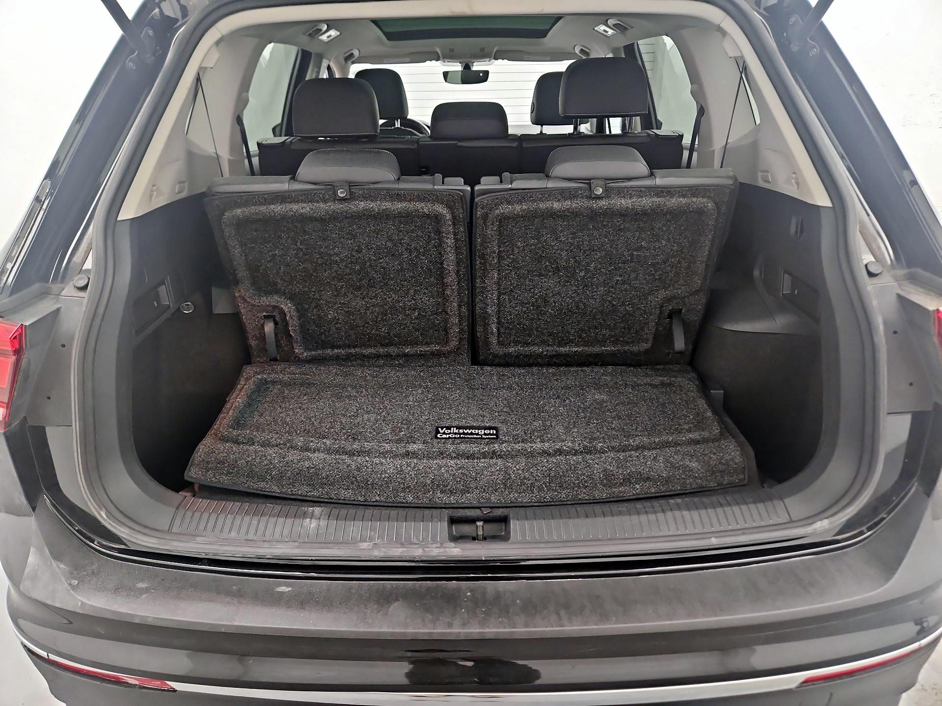 Thumbnail: 2021 Volkswagen Tiguan - 19