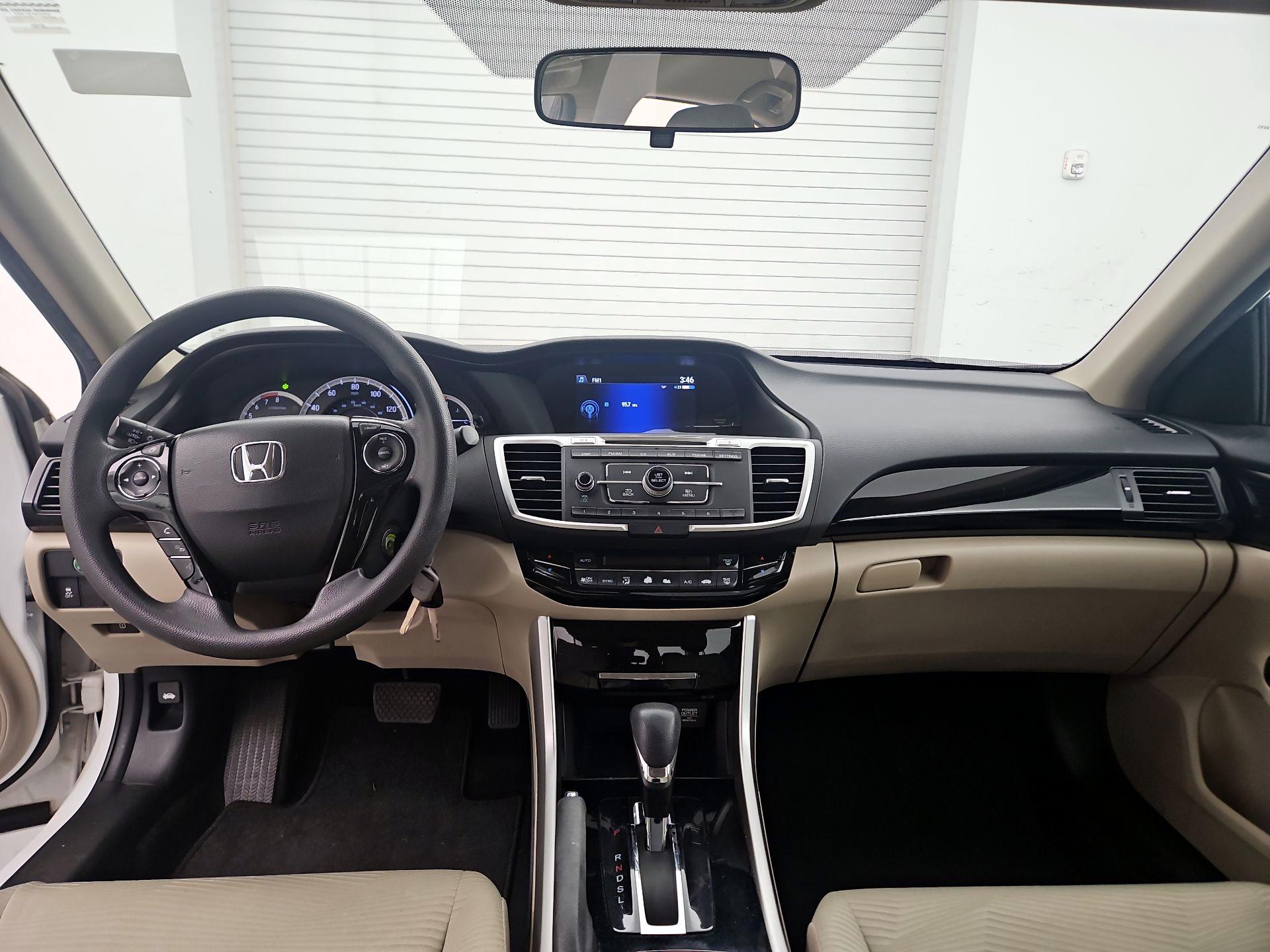 Thumbnail: 2016 Honda Accord - 9