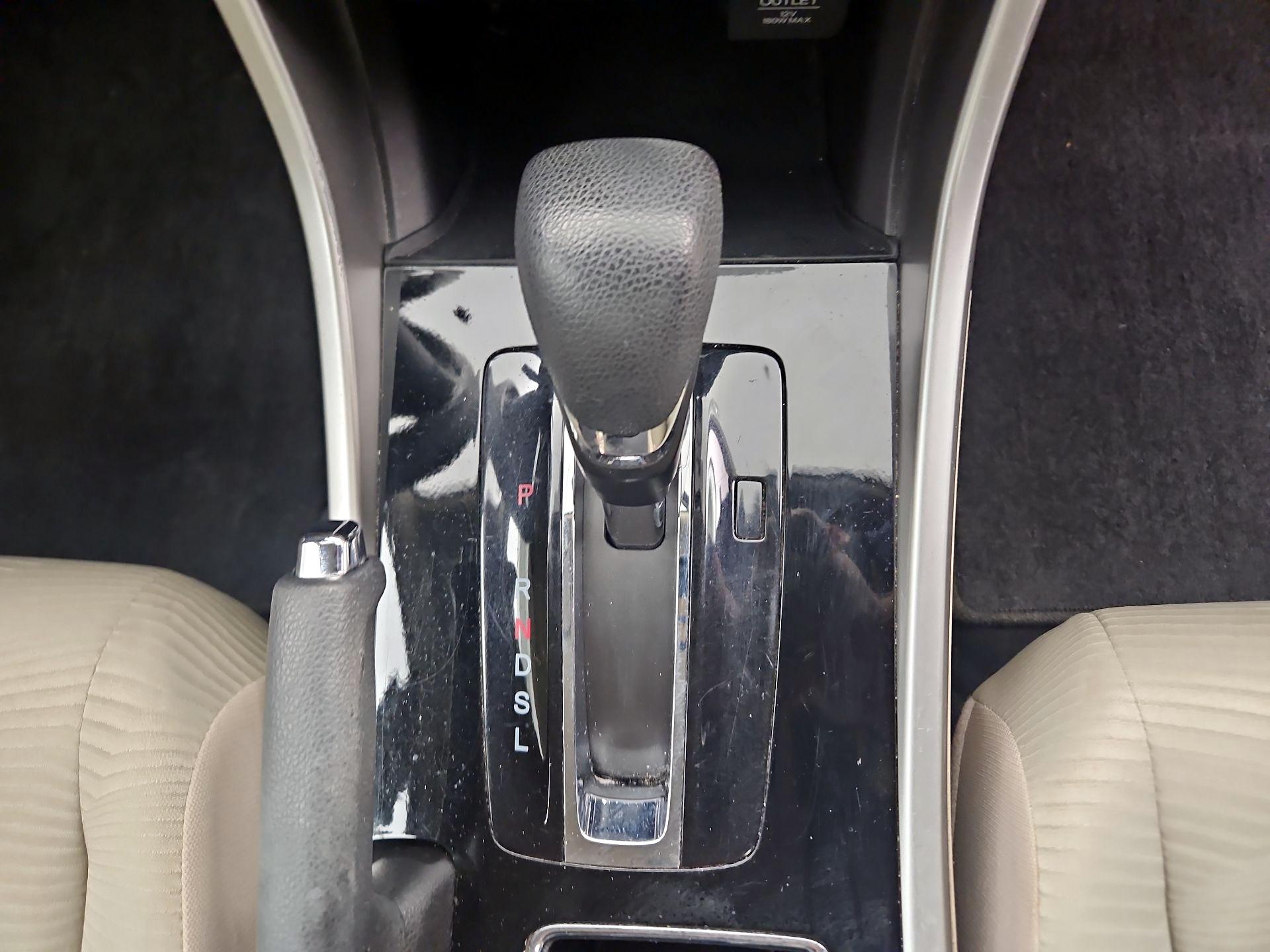Thumbnail: 2016 Honda Accord - 17