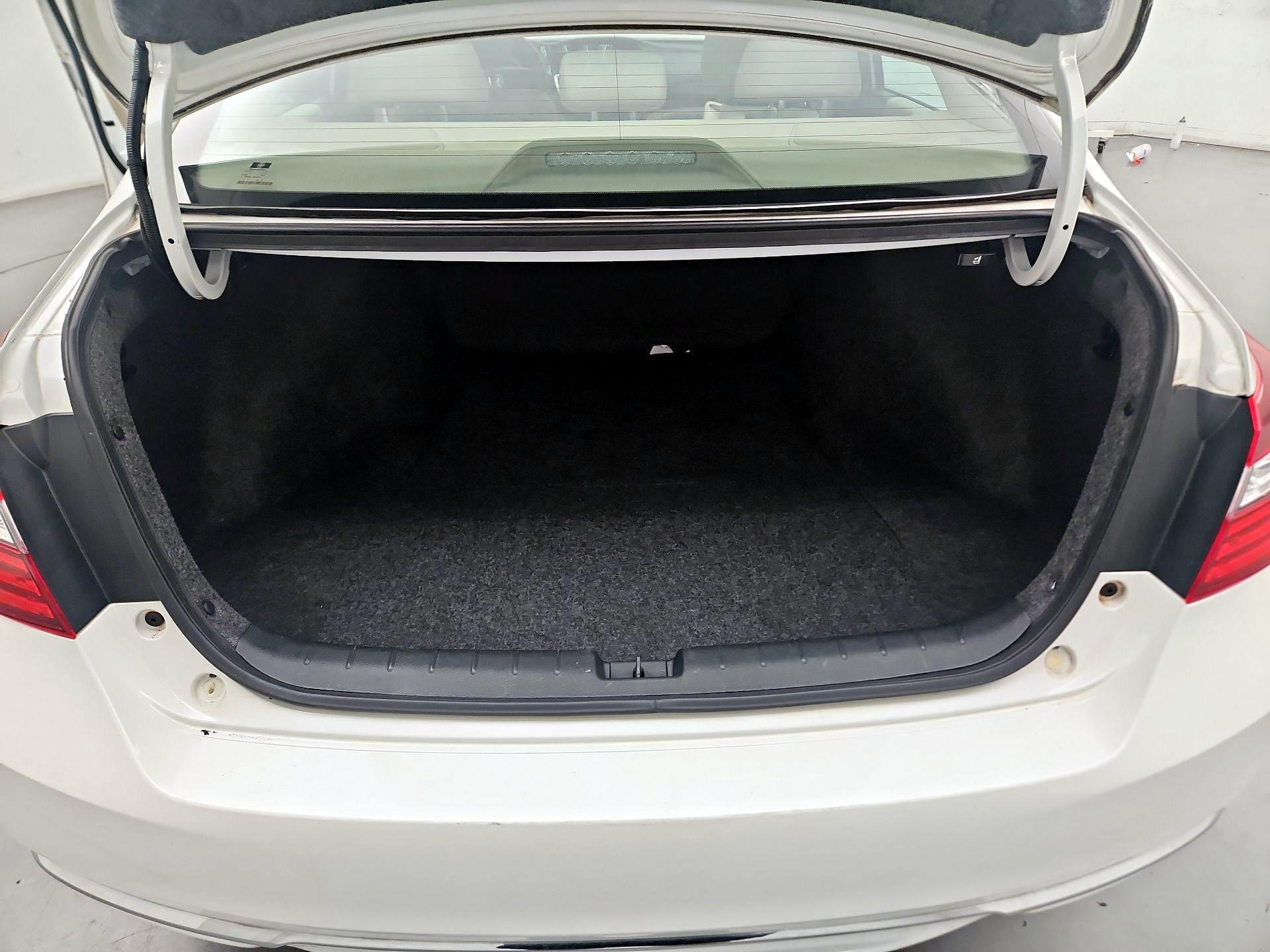 Thumbnail: 2016 Honda Accord - 20