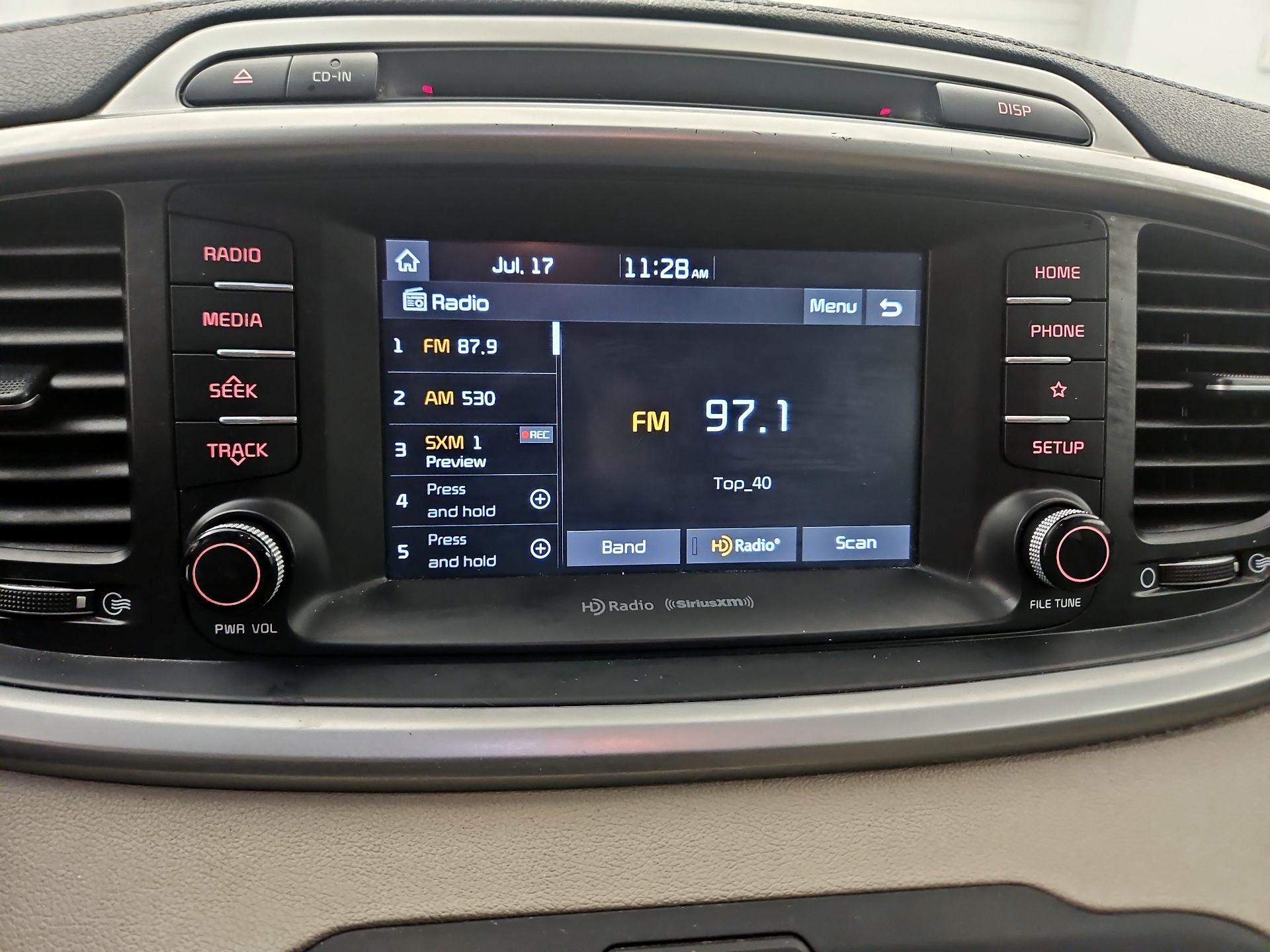Thumbnail: 2019 Kia Sorento - 15