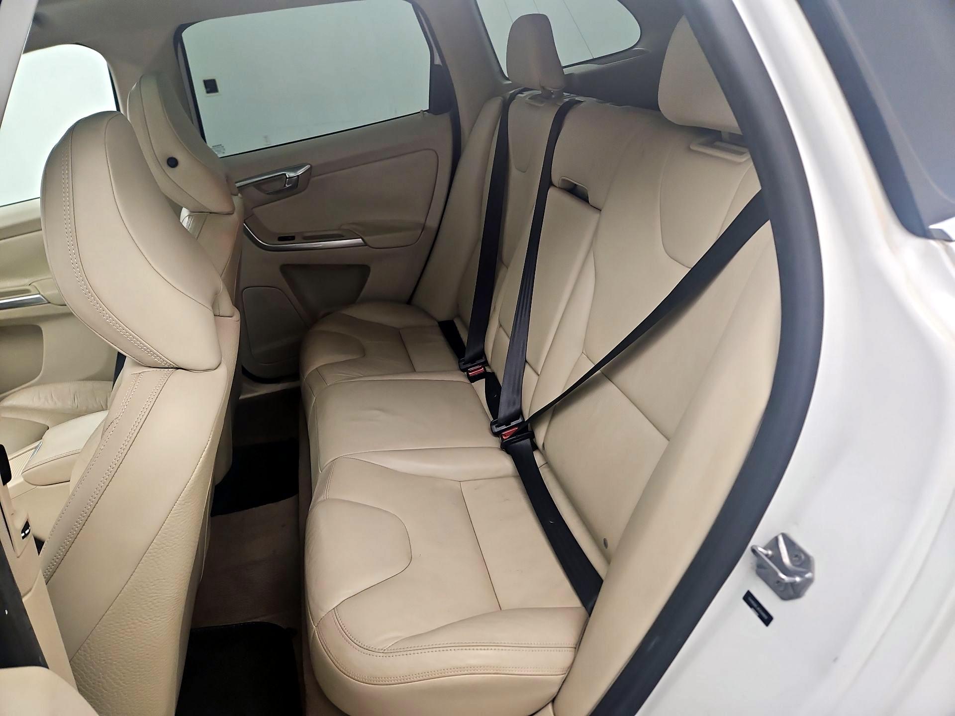 Thumbnail: 2014 Volvo XC60 - 20