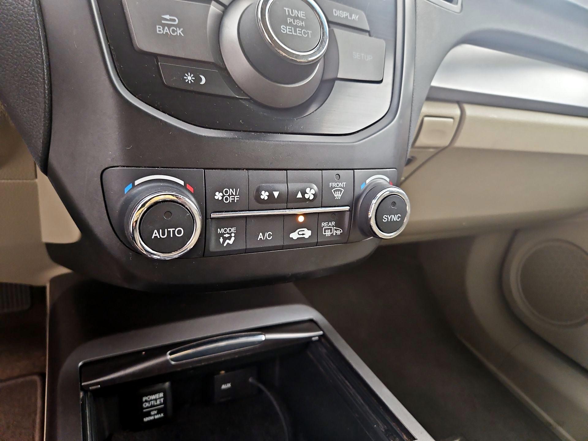 Thumbnail: 2015 Acura RDX - 15