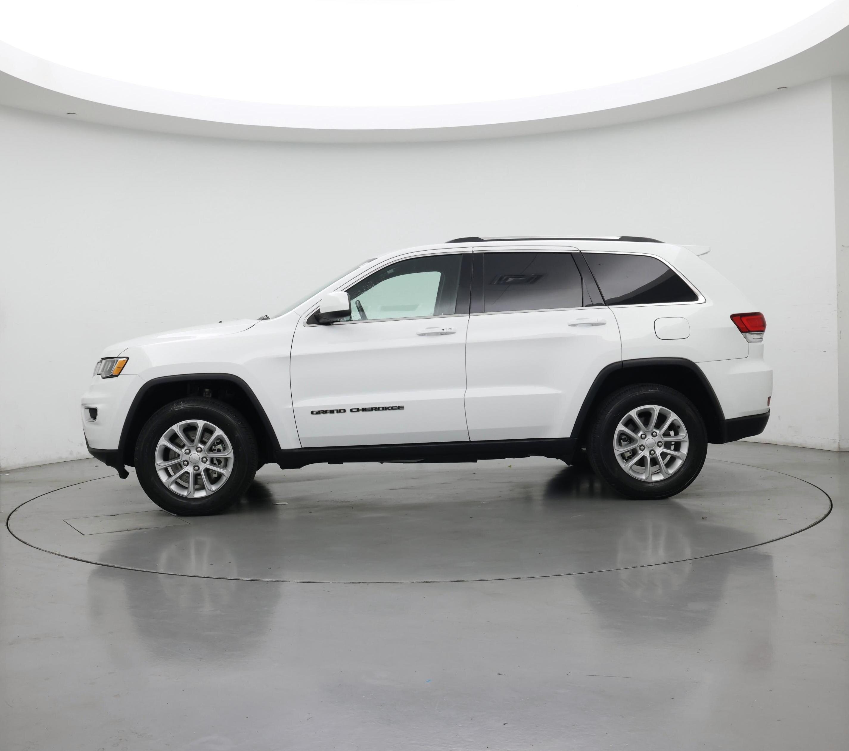 Thumbnail: 2021 Jeep Grand Cherokee - 3