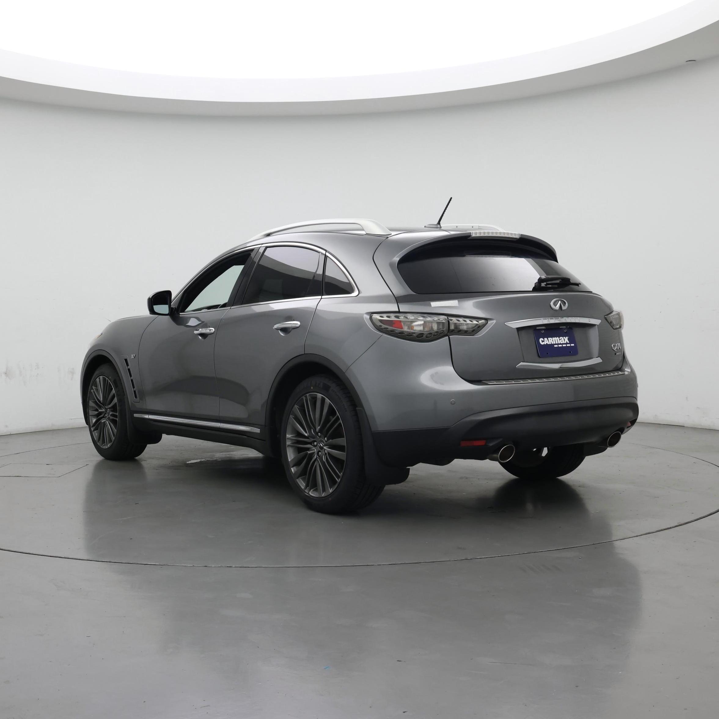 Thumbnail: 2017 INFINITI QX70 - 2